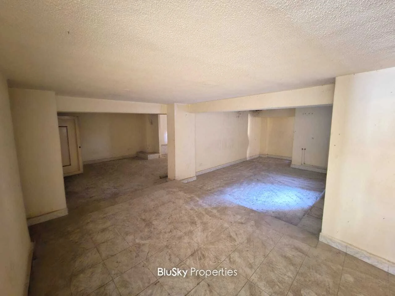 Building for Sale in Ain El Remeneh