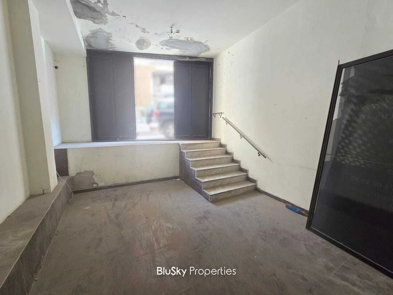 Building for Sale in Ain El Remeneh — photo 3