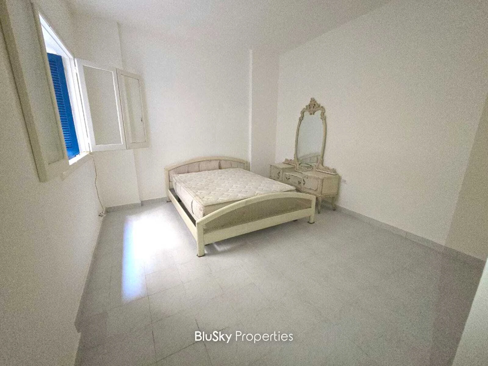 Apartment 120m² for Rent in Ain El Remeneh — الصورة 5