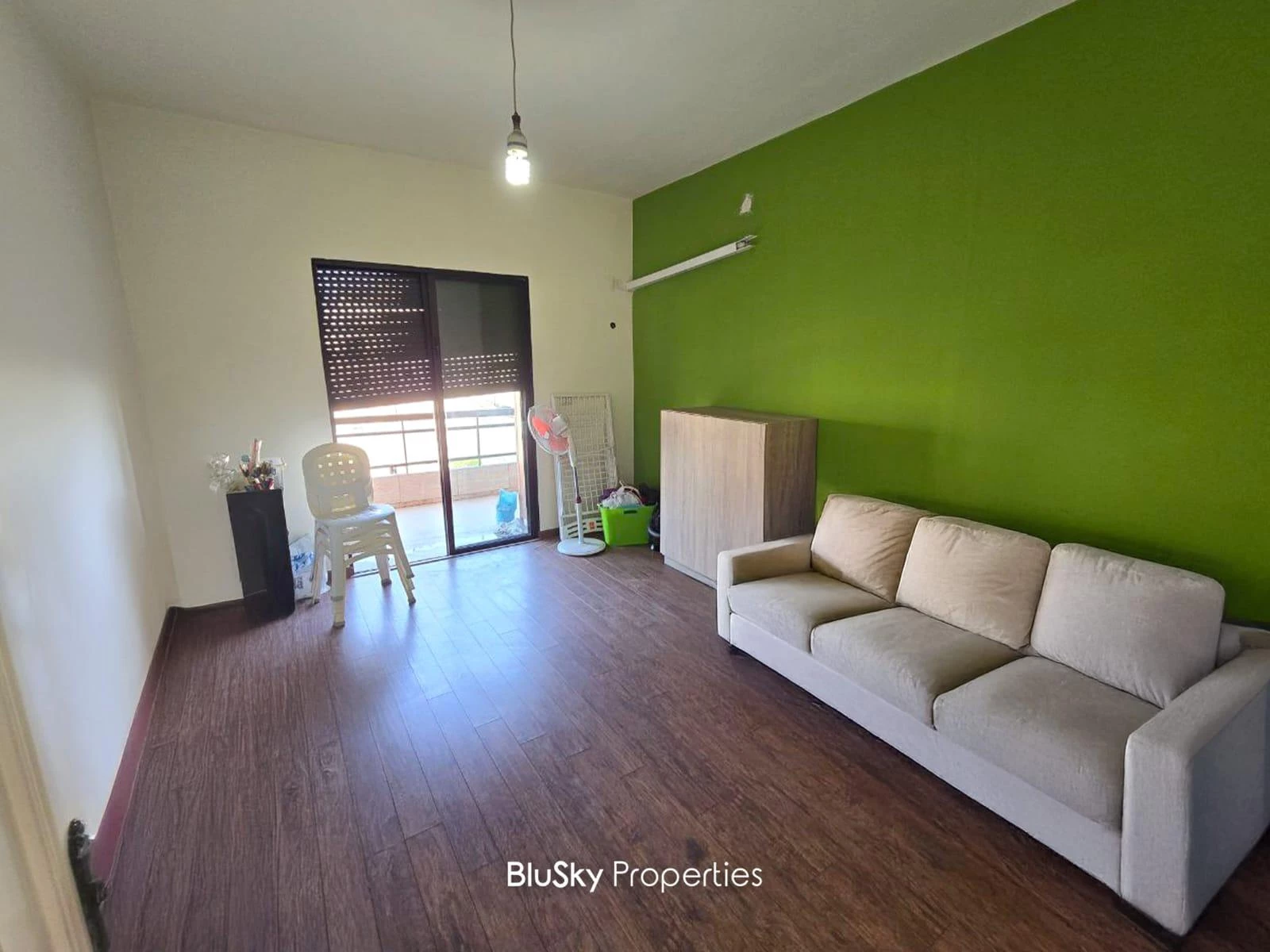Apartment 160m² Balcony for Sale in Ain El Remeneh — الصورة 4