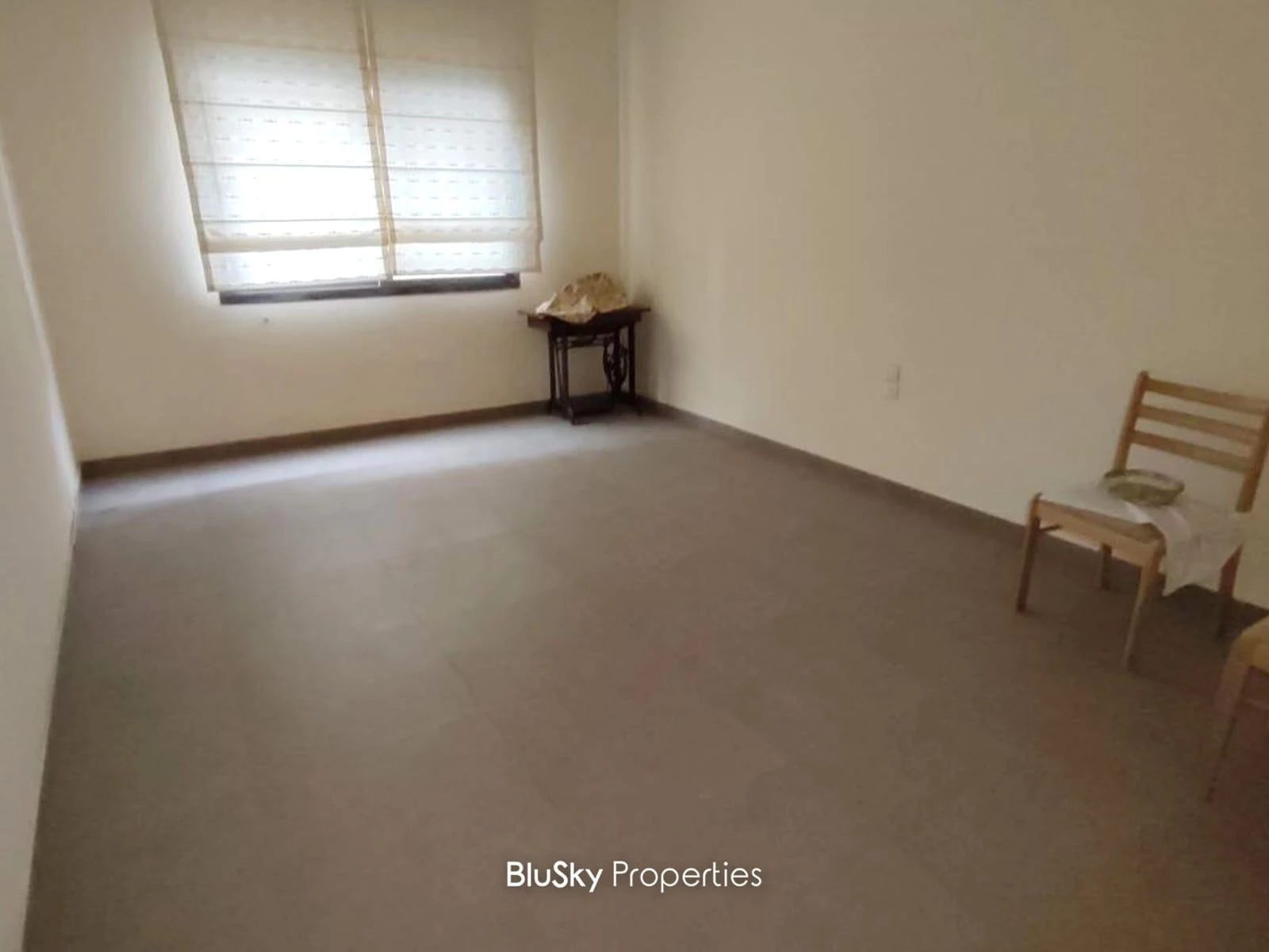 Apartment 175m² for Sale in Ain El Remeneh — الصورة 3