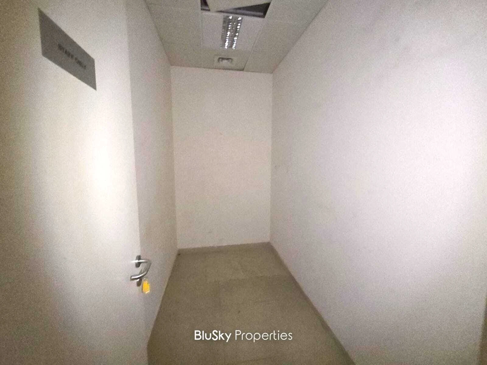 Showroom 400m² for Rent in Ain El Remeneh — photo 4