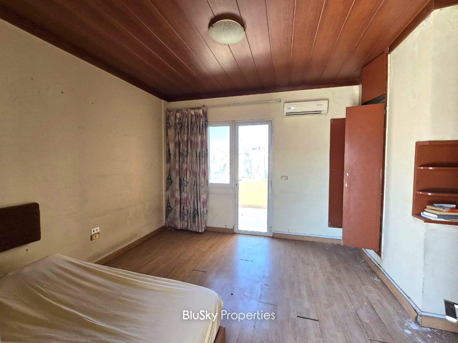 Apartment 450m² Terrace for Sale in Ain El Remeneh — الصورة 5