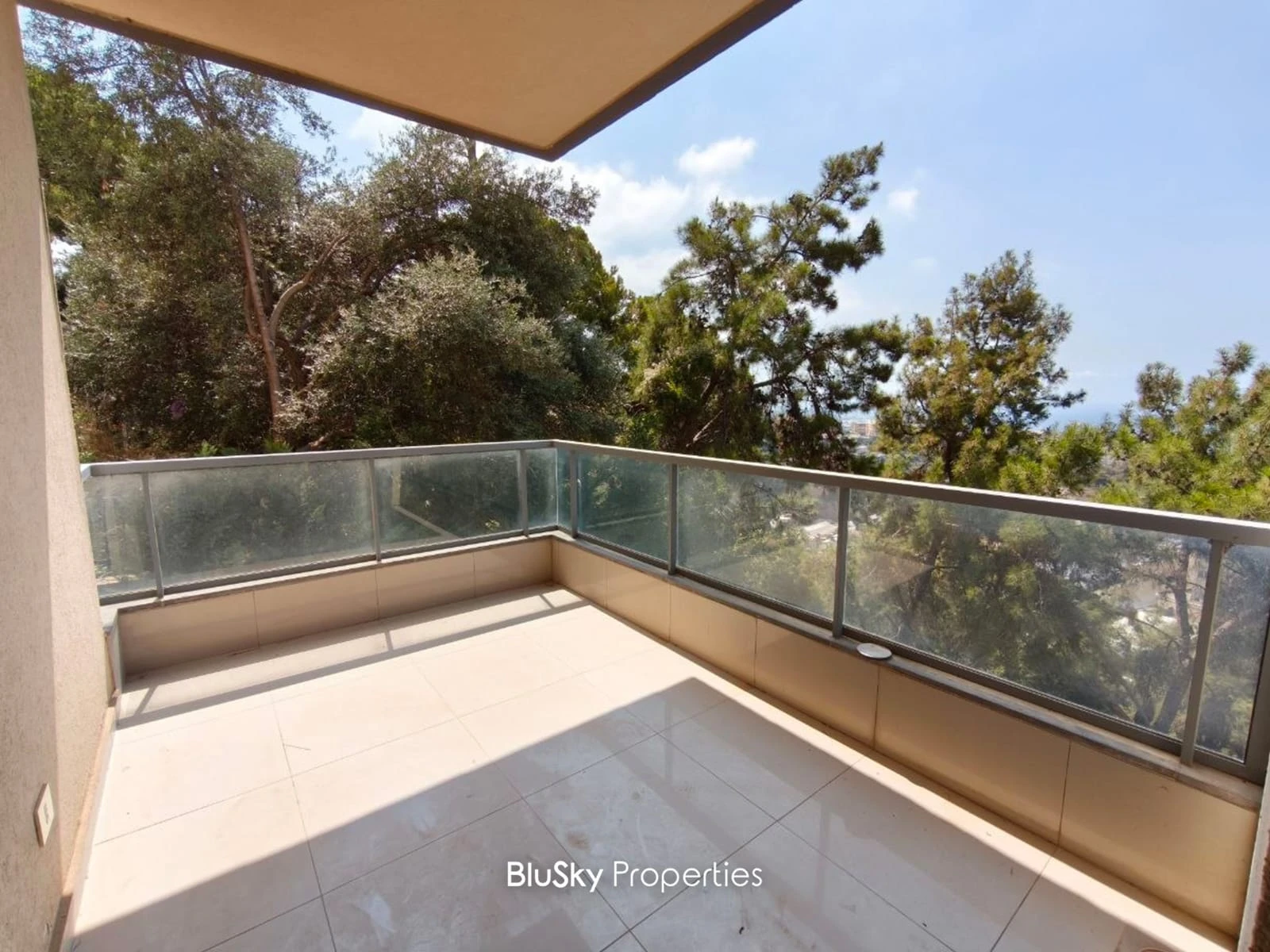 Apartment 115m² for Sale in Tilal Ain Saadeh — photo 2
