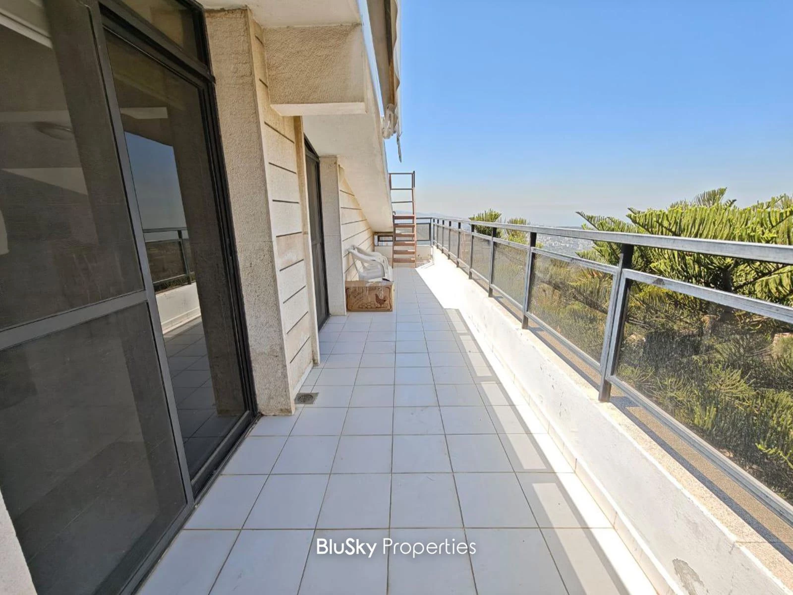 Apartment 120m² Balcony for Rent in Ain Saadeh — الصورة 2
