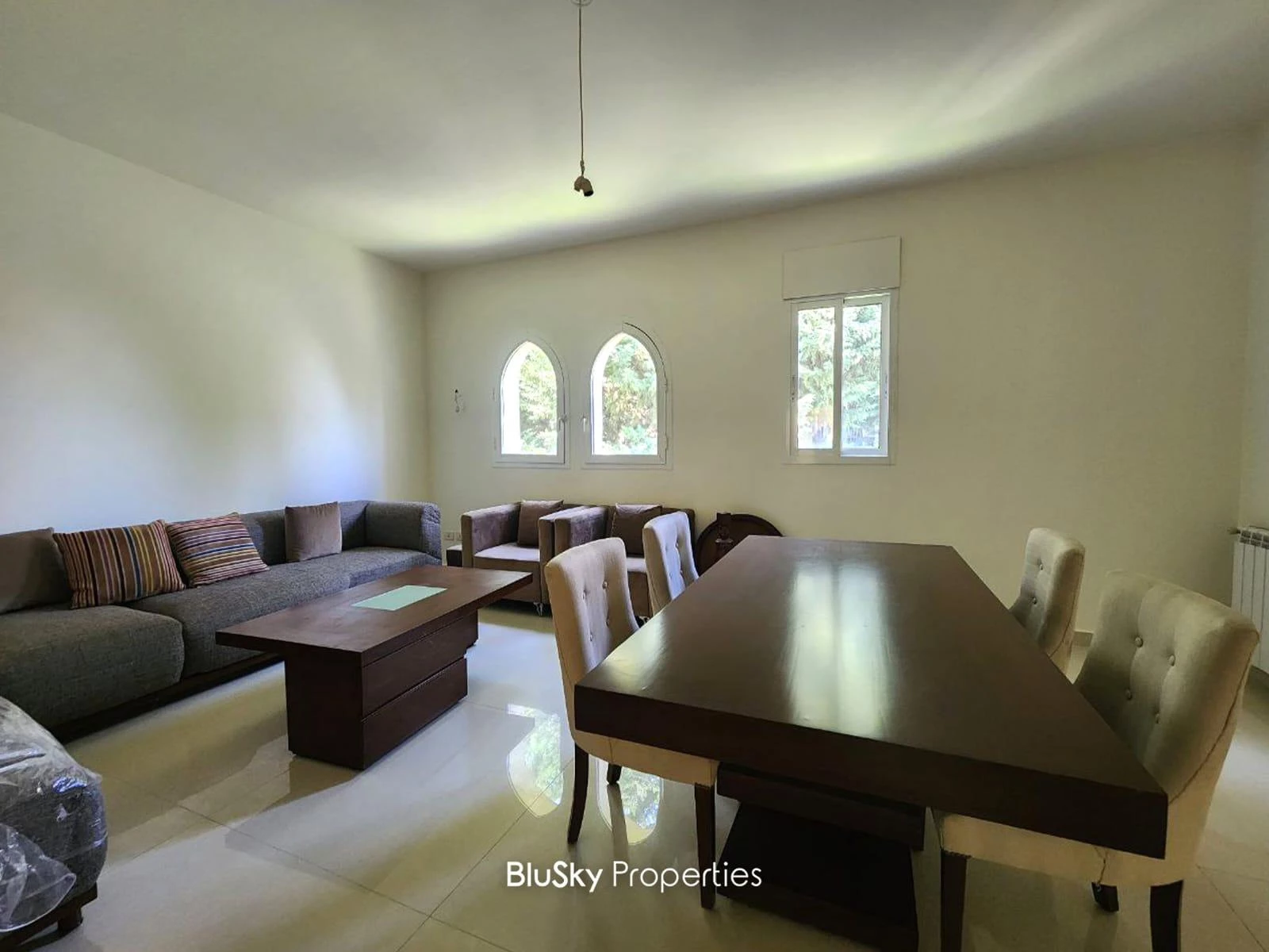Apartment 120m² Garden for Rent in Ain Saadeh