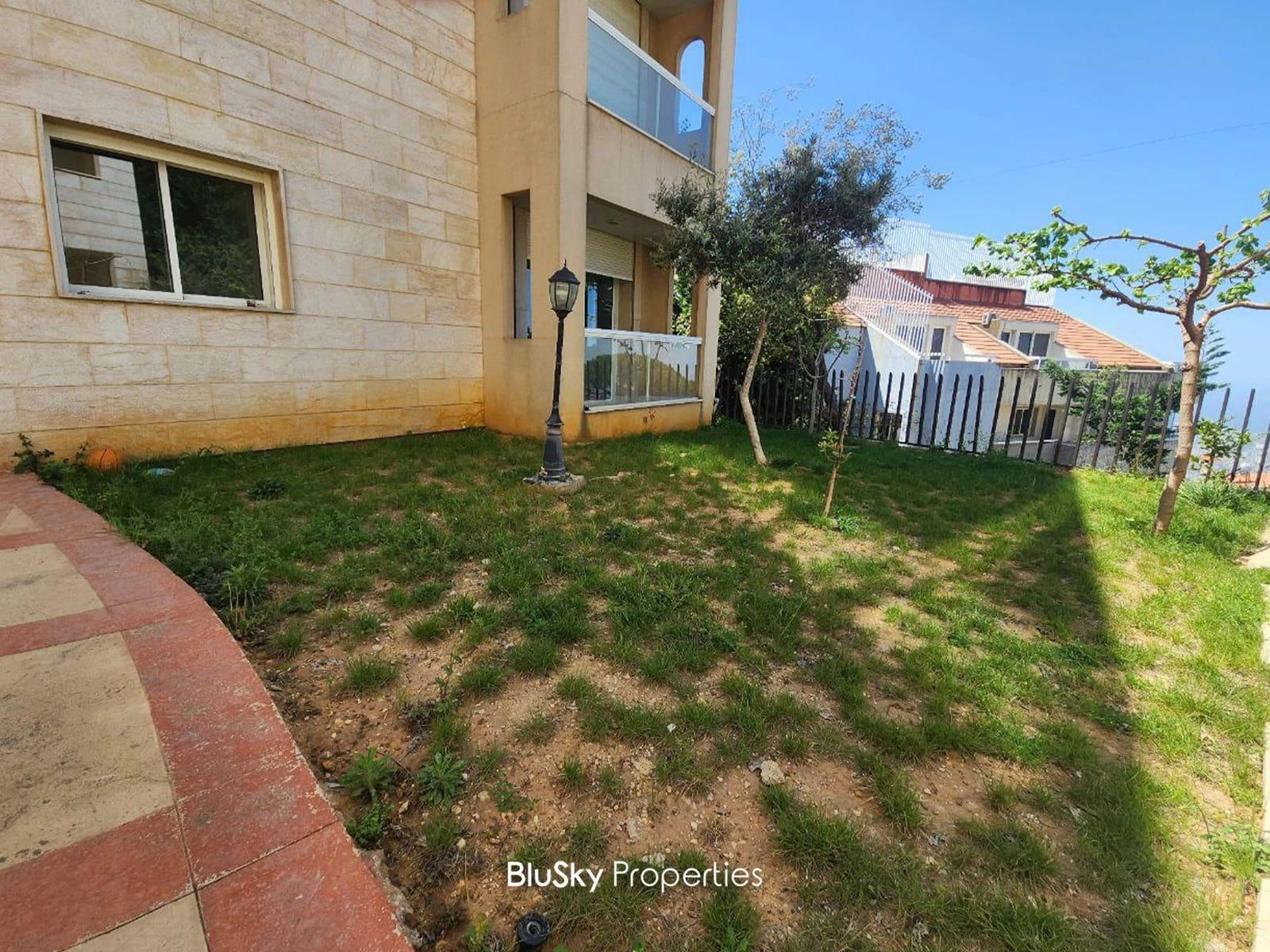 Apartment 120m² Garden for Rent in Ain Saadeh — الصورة 2