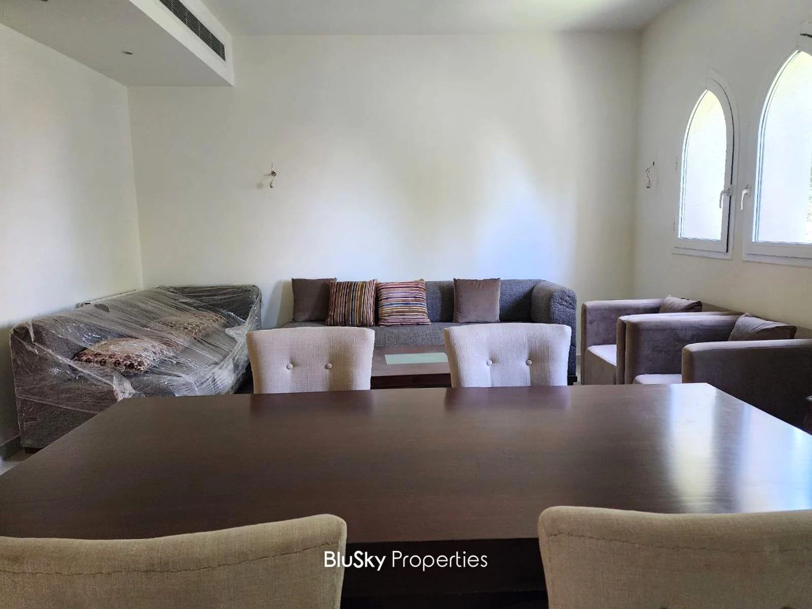 Apartment 120m² Garden for Rent in Ain Saadeh — الصورة 4