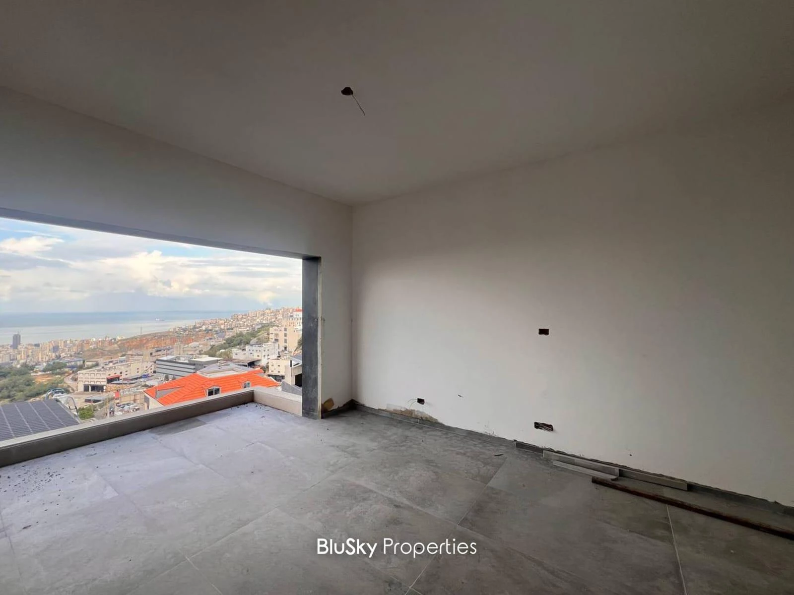 Apartment 120m² Terrace for Sale in Tilal Ain Saadeh — photo 2