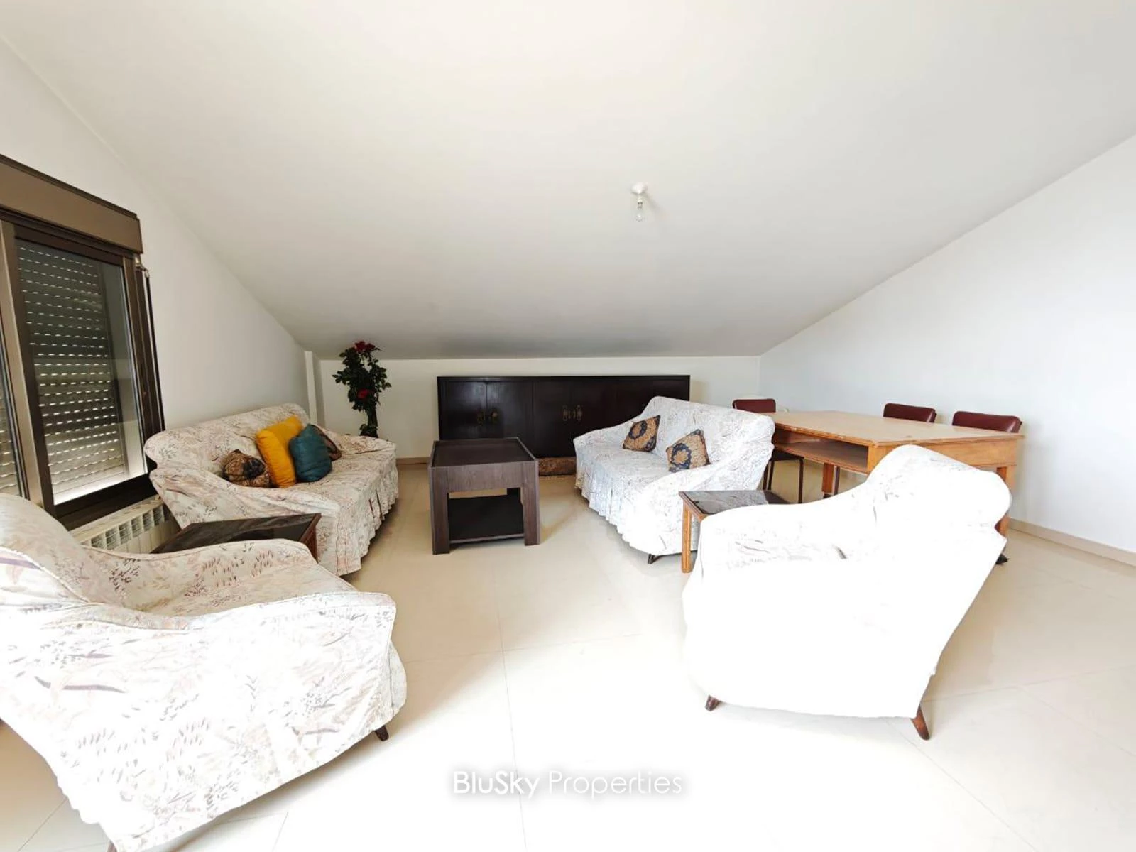 Apartment 130m² Terrace for Rent in Ain Saadeh — photo 3