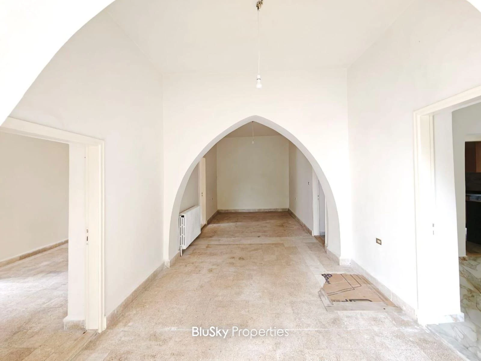 Apartment 170m² Terrace for Rent in Ain Saadeh — الصورة 2