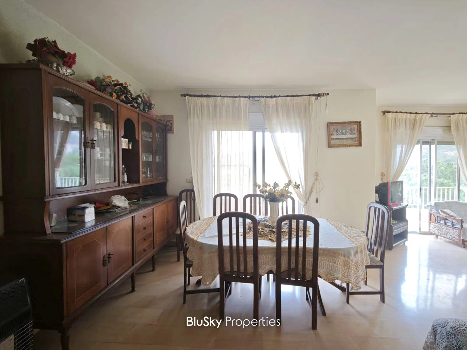 Apartment 175m² with Mountain View for Rent in Ain Saadeh — photo 2