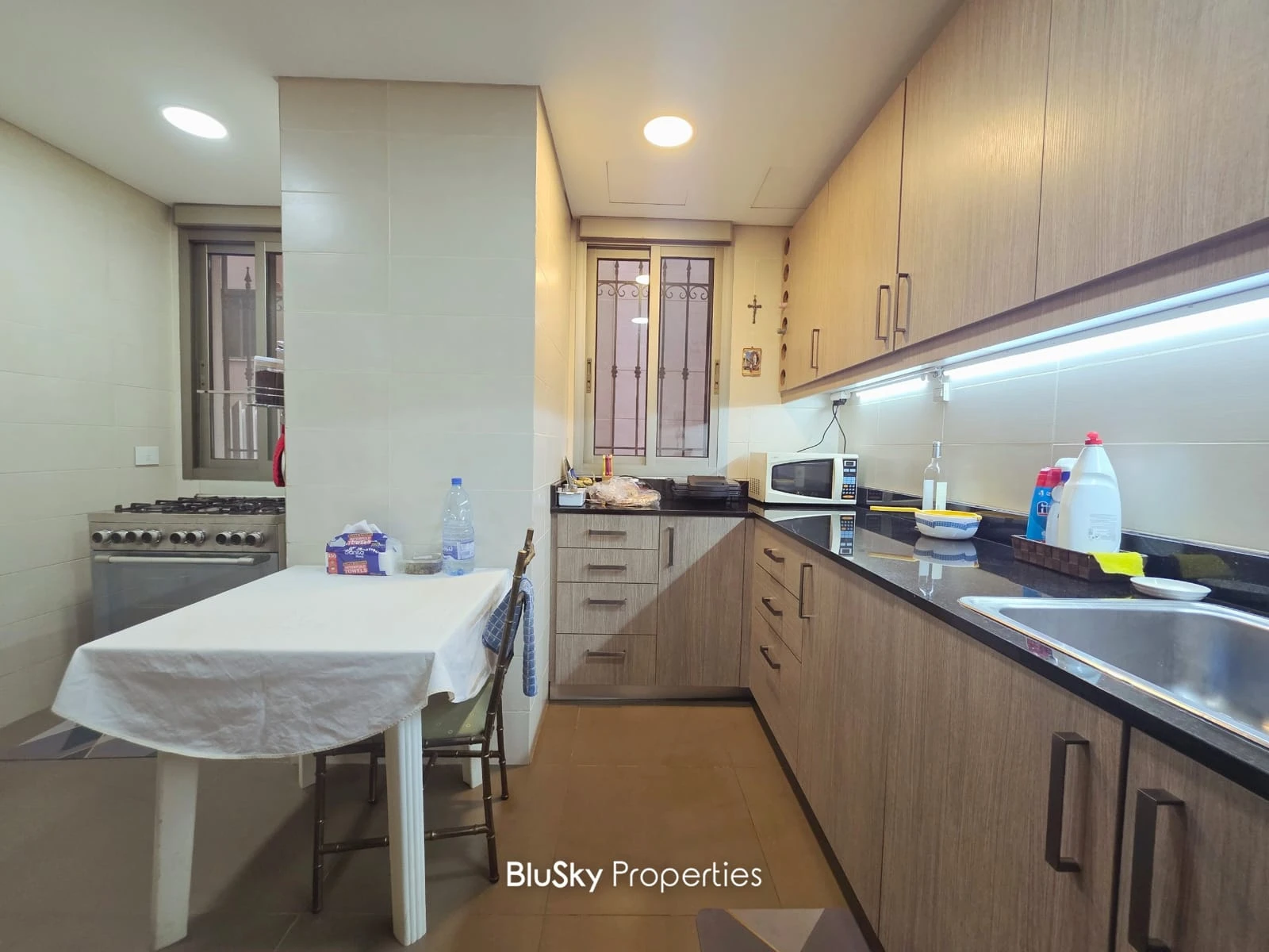 Apartment 180m² with Garden for Sale in Ain Saadeh — photo 2