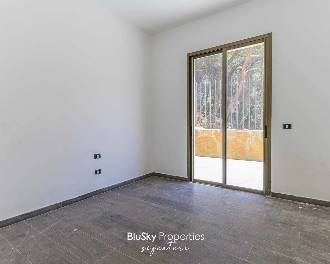 Apartment 185m² Terrace for Rent in Ain Saadeh — الصورة 5
