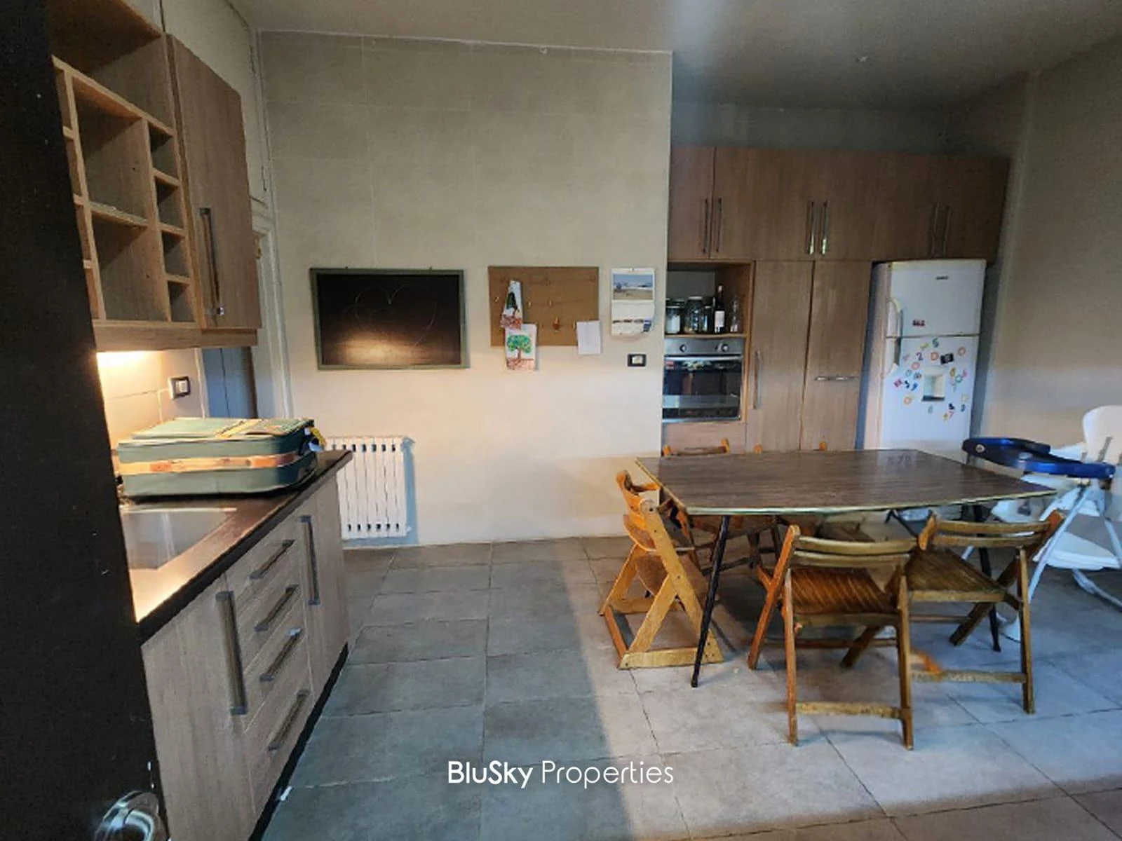 Apartment 200m² Terrace for Rent in Ain Saadeh — الصورة 3