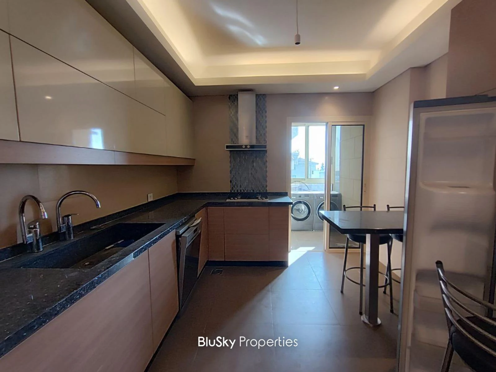 Apartment 200m² Sea View for Rent in Ain Saadeh — الصورة 2