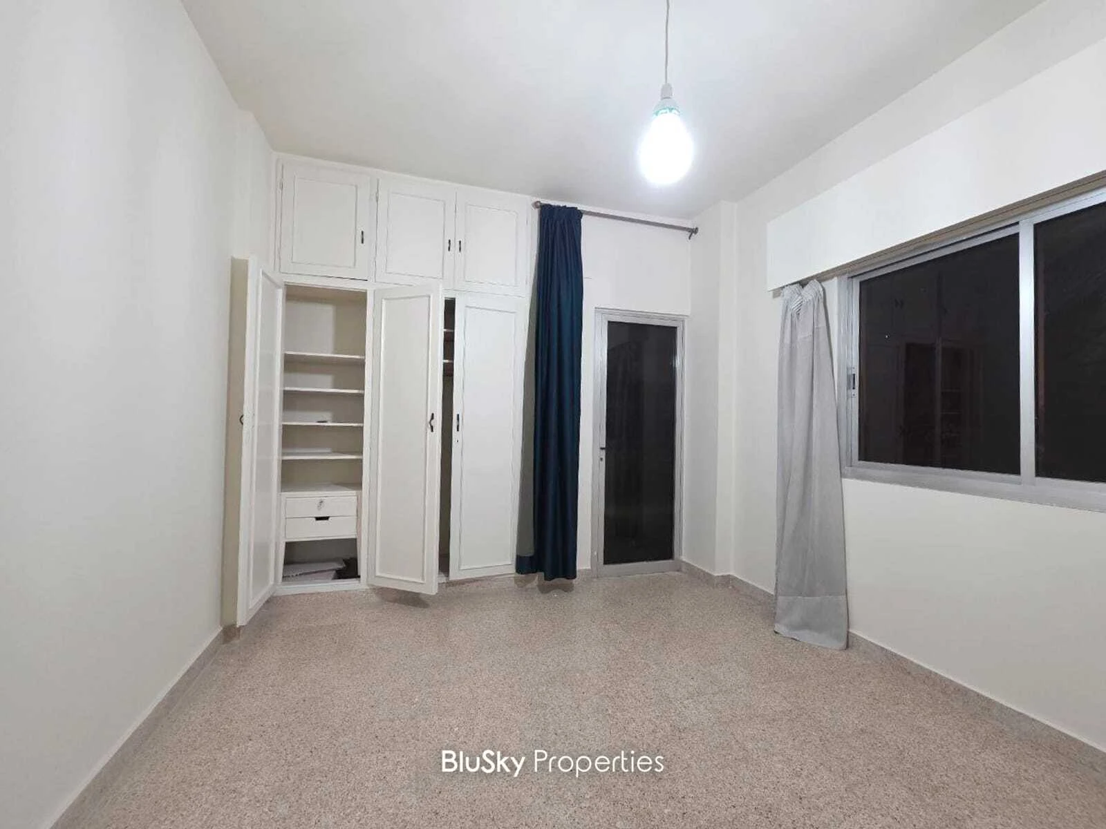 Apartment 200m² Sea View for Sale in Ain Saadeh — photo 5