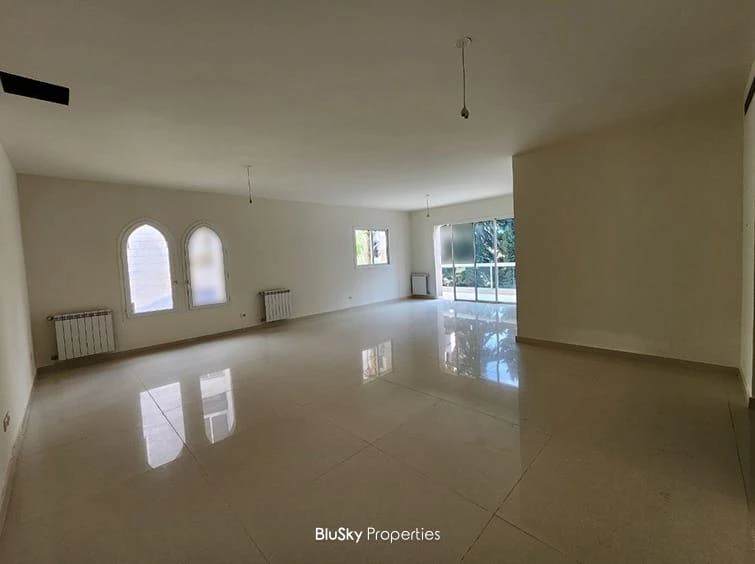 Apartment 205m² Sea View for Rent in Ain Saadeh