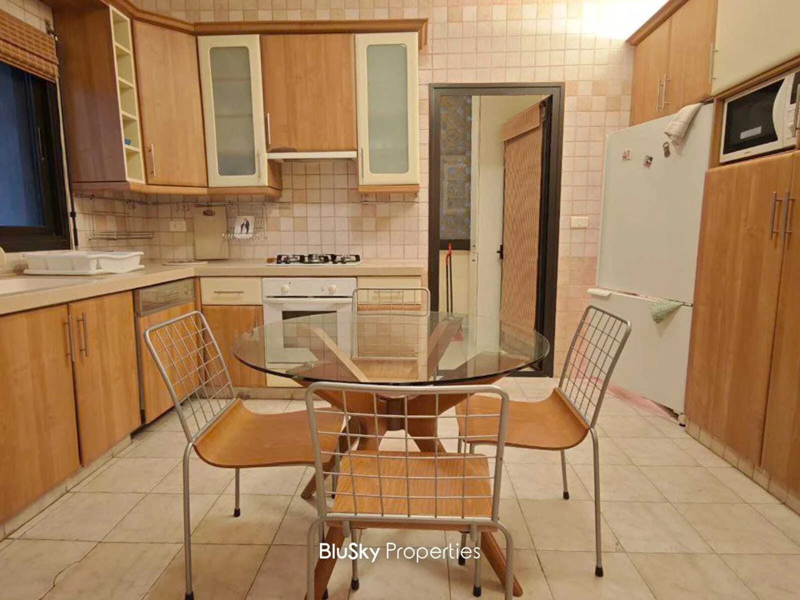 Apartment 220m² for Rent in Ain Saadeh — الصورة 5