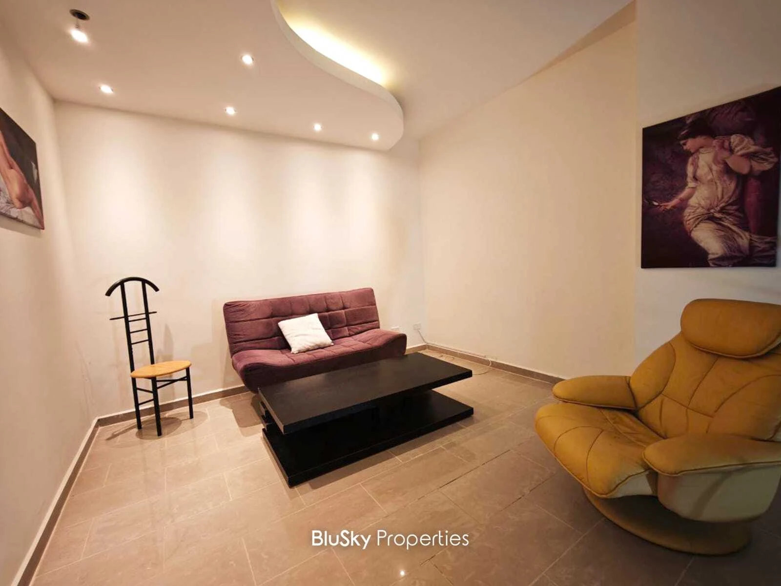Apartment 220m² Terrace for Rent in Tilal Ain Saadeh — الصورة 2