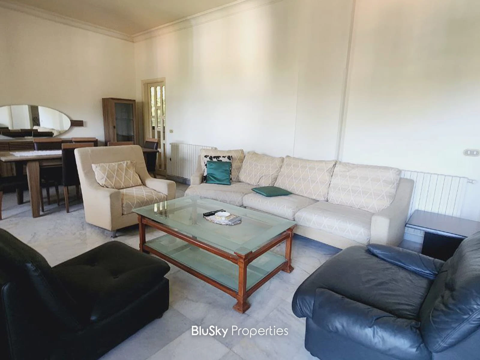 Apartment 220m² with Garden for Sale in Ain Saadeh — photo 3