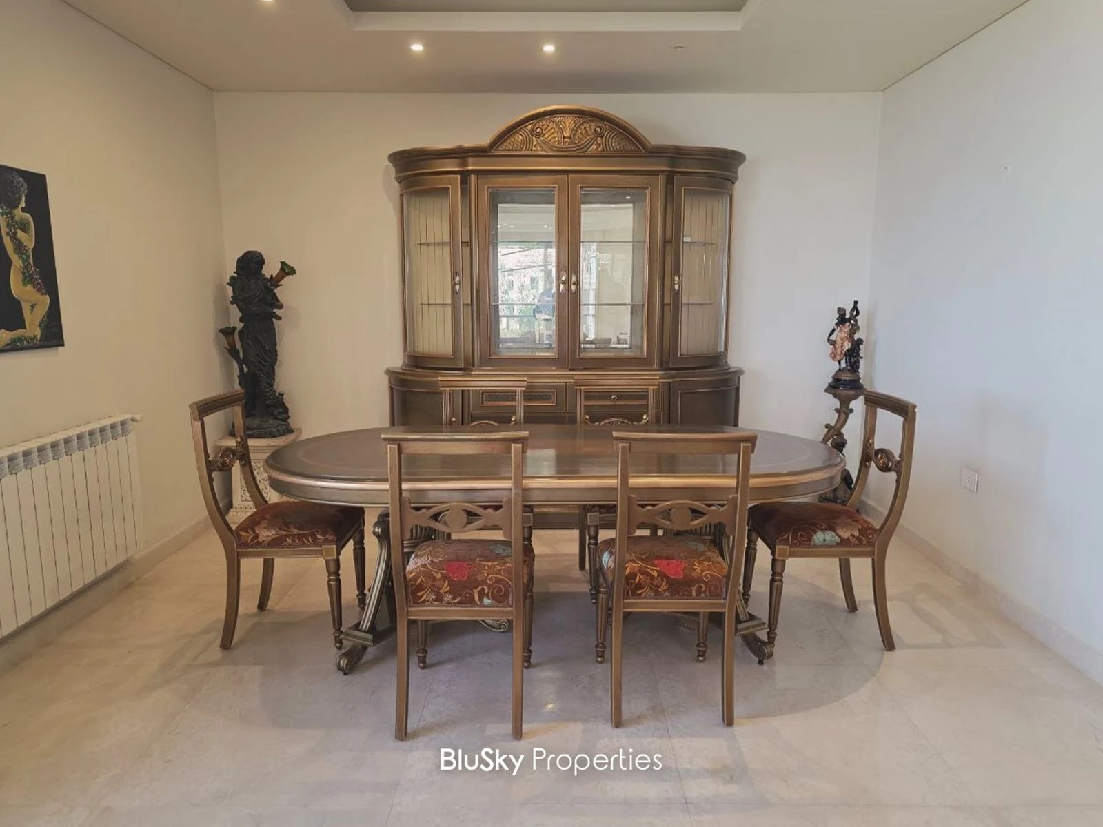 Apartment 220m² with Terrace for Sale or Rent in Ain Saadeh — photo 2