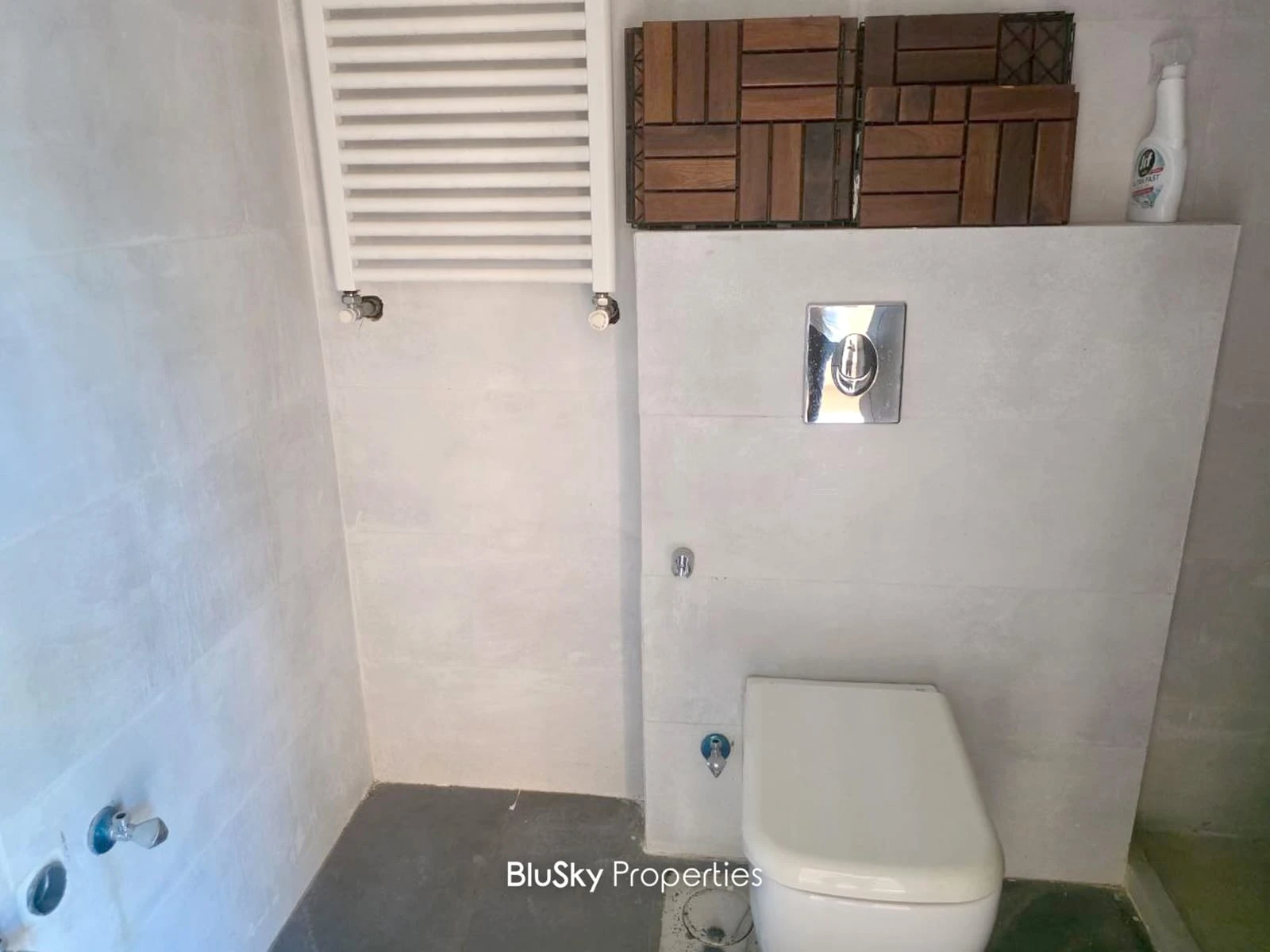Apartment 230m² with Mountain View for Sale in Ain Saadeh — الصورة 3