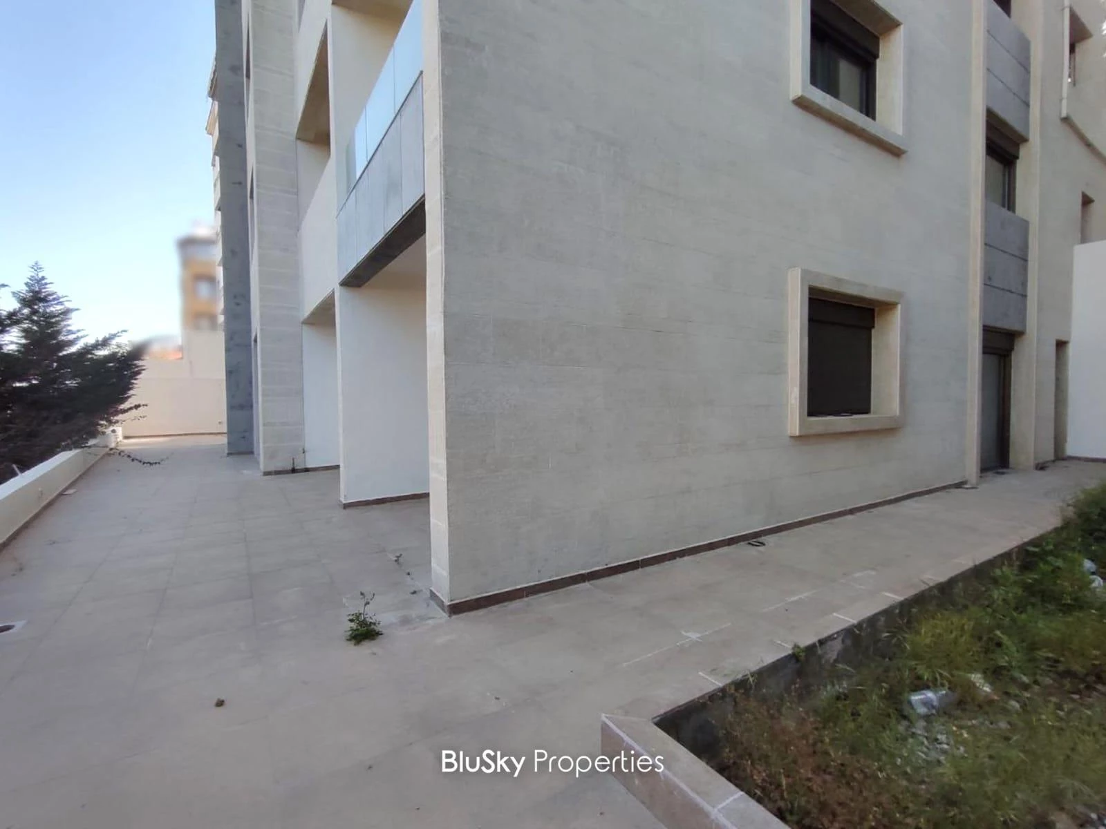 Apartment 230m² Garden for Sale in Ain Saadeh — الصورة 2