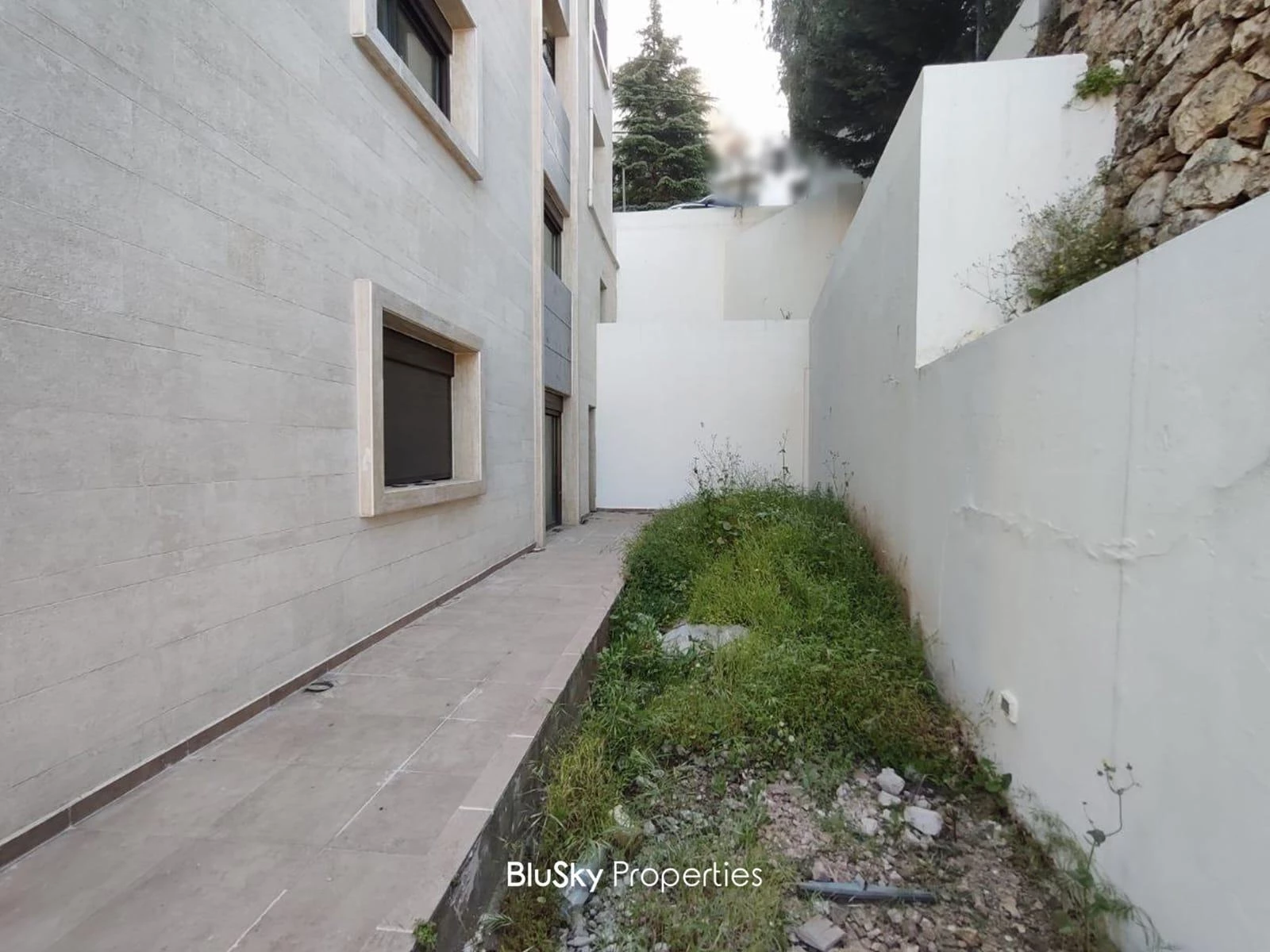 Apartment 230m² Garden for Sale in Ain Saadeh — الصورة 3
