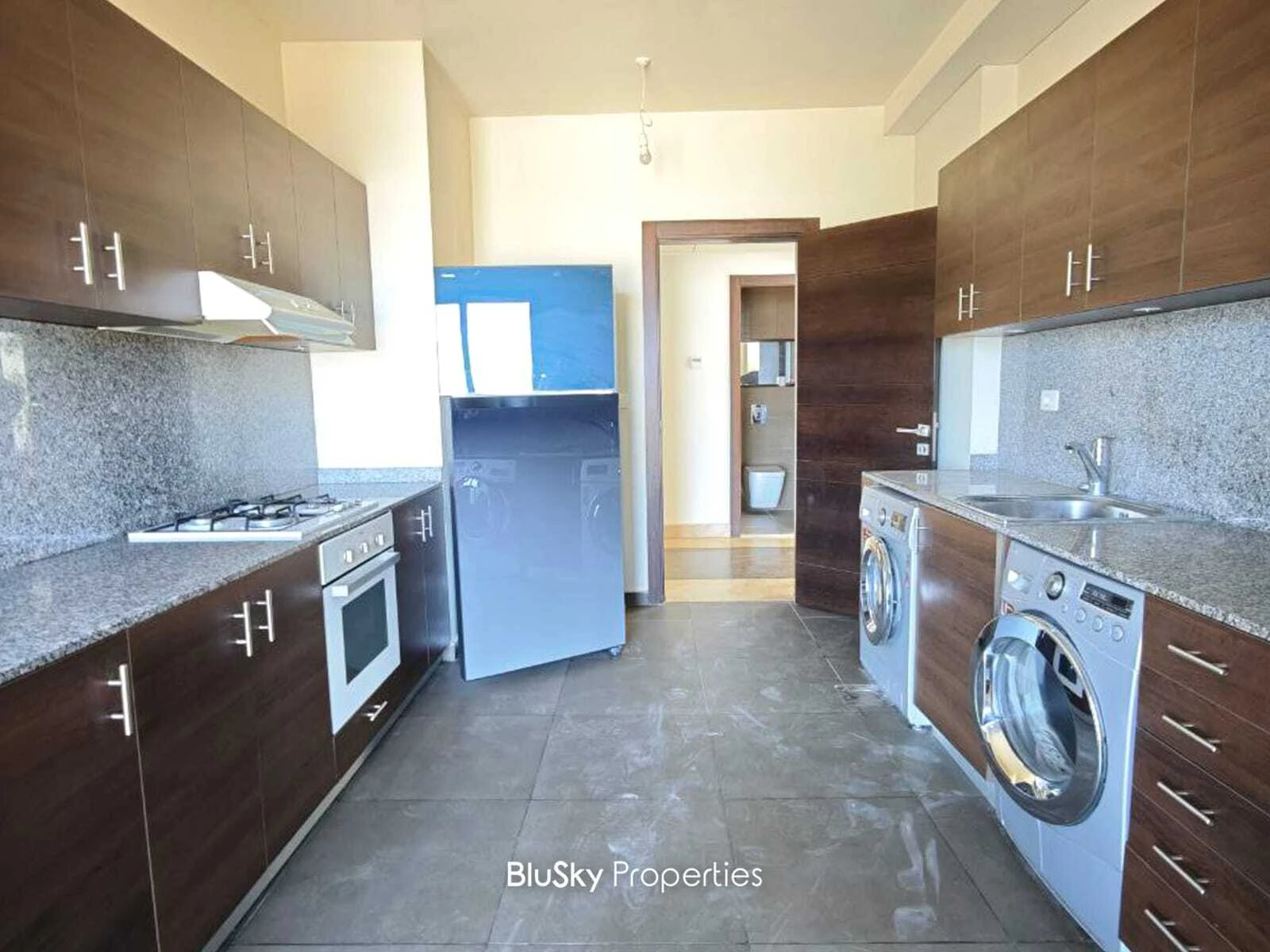Apartment 235m² Sea View for Rent in Ain Saadeh — الصورة 3