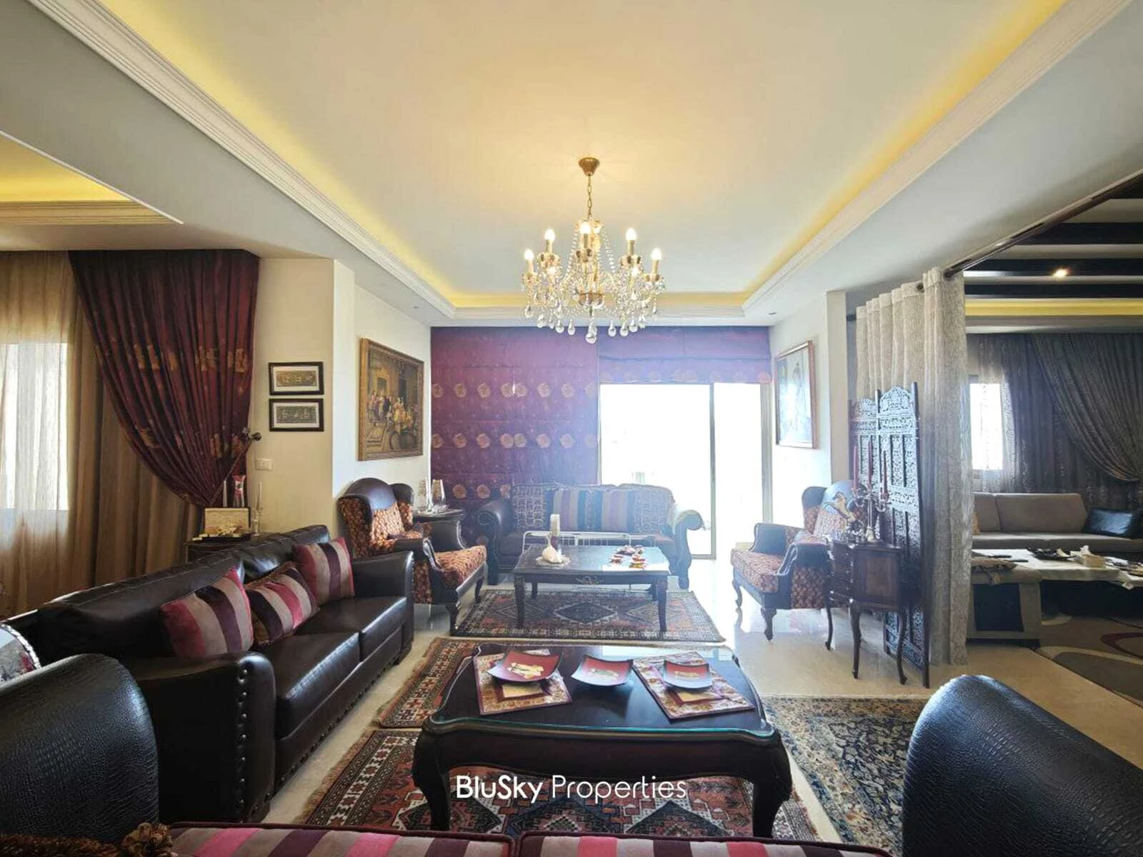 Apartment 235m² with Balcony for Sale in Ain Saadeh