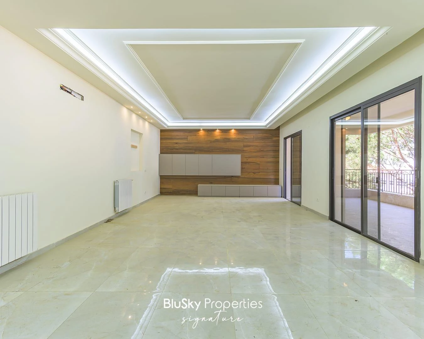 Apartment 250m² Balcony for Sale in Ain Saadeh — الصورة 3