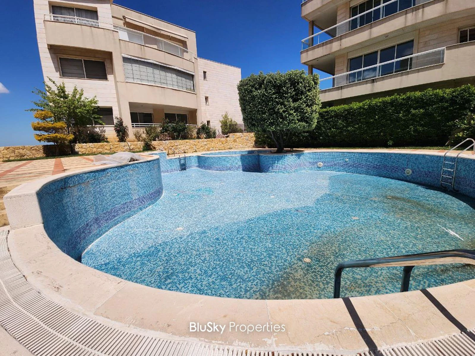 Apartment 290m² 4 Beds for Rent in Ain Saadeh — الصورة 5