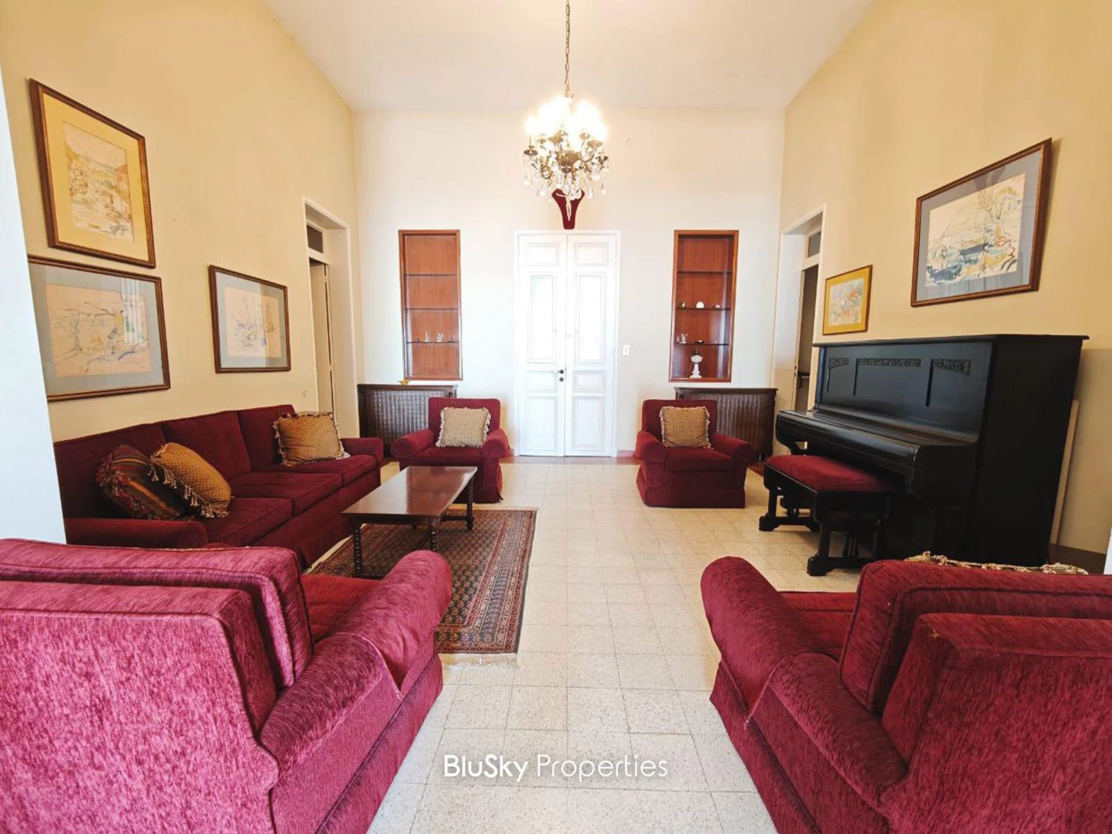 Apartment 300m² Balcony for Rent in Ain Saadeh — الصورة 3