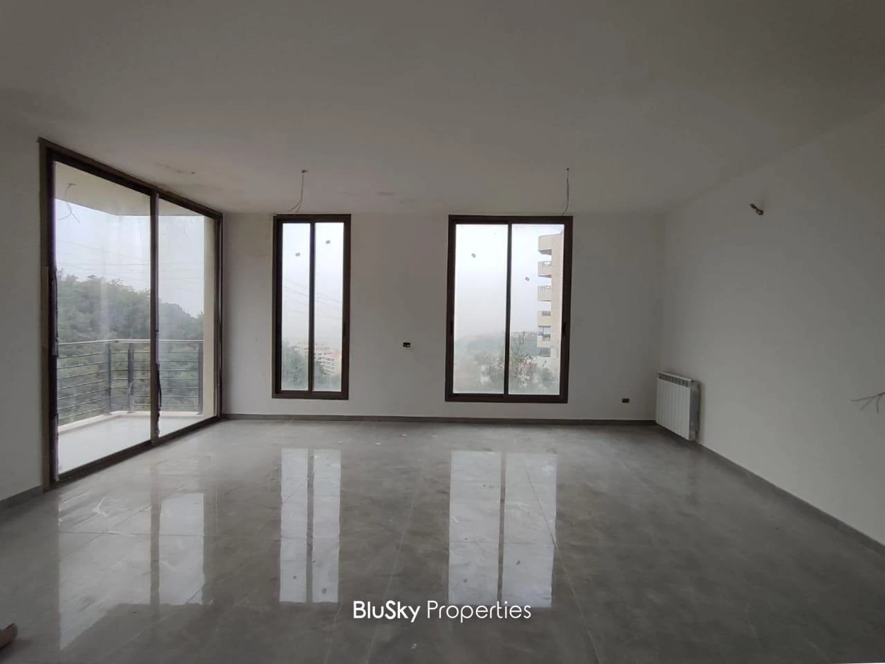 Duplex 300m² Sea View for Rent in Ain Saadeh