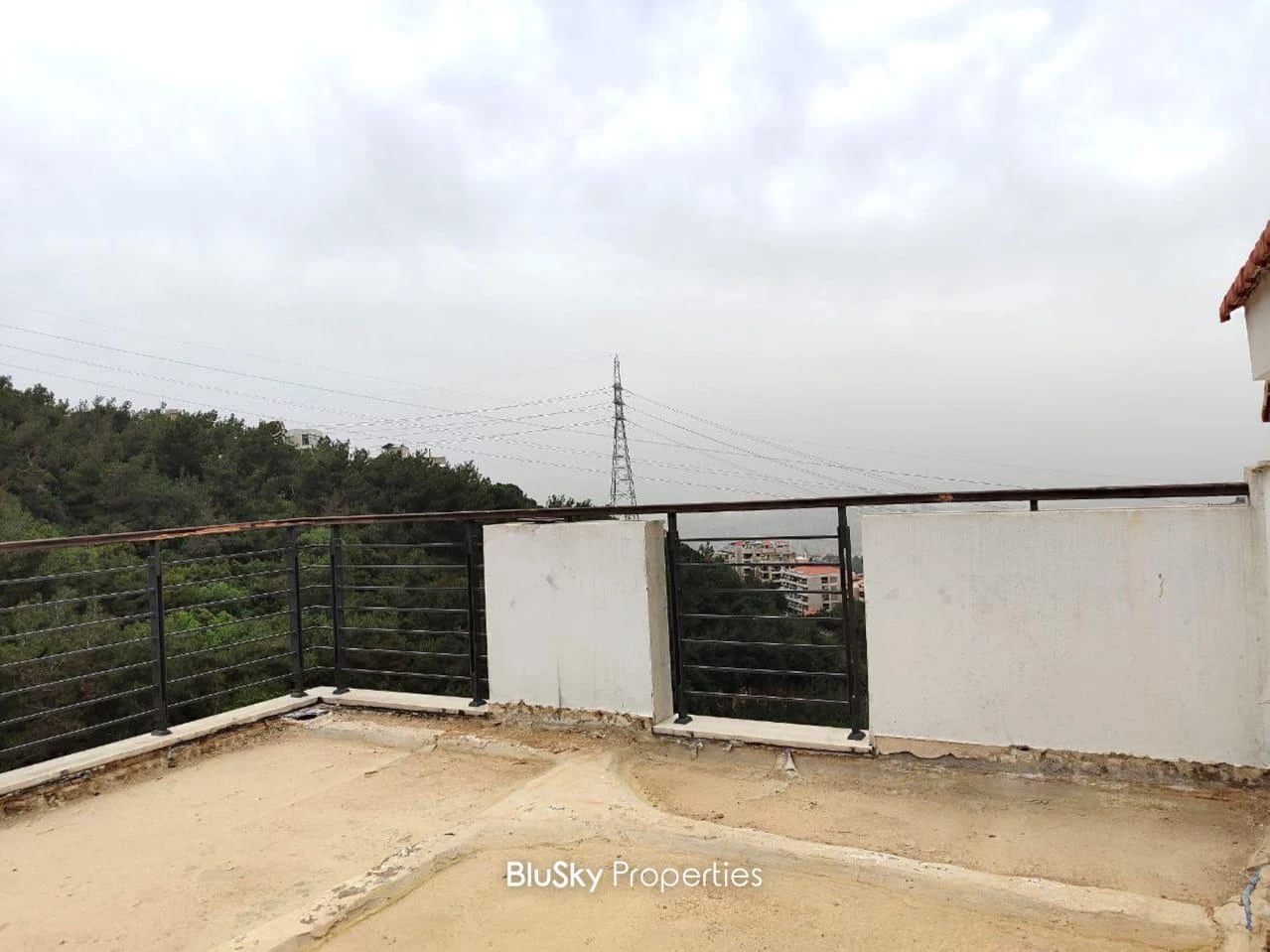 Duplex 300m² Sea View for Rent in Ain Saadeh — photo 3