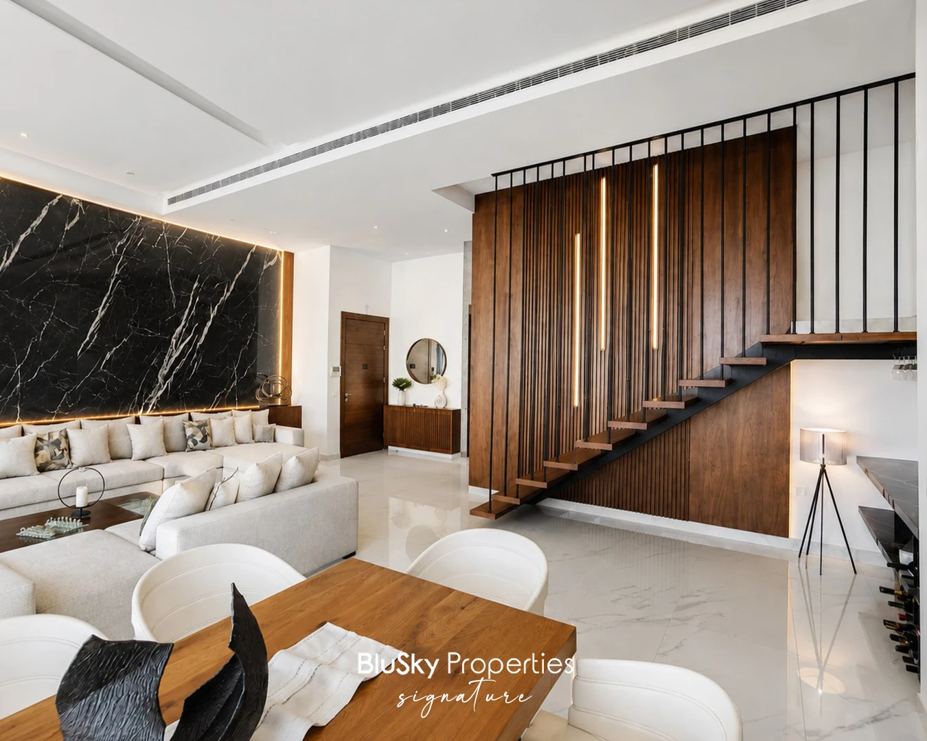 Duplex 400m² with Sea View for Sale in Ain Saadeh — الصورة 4