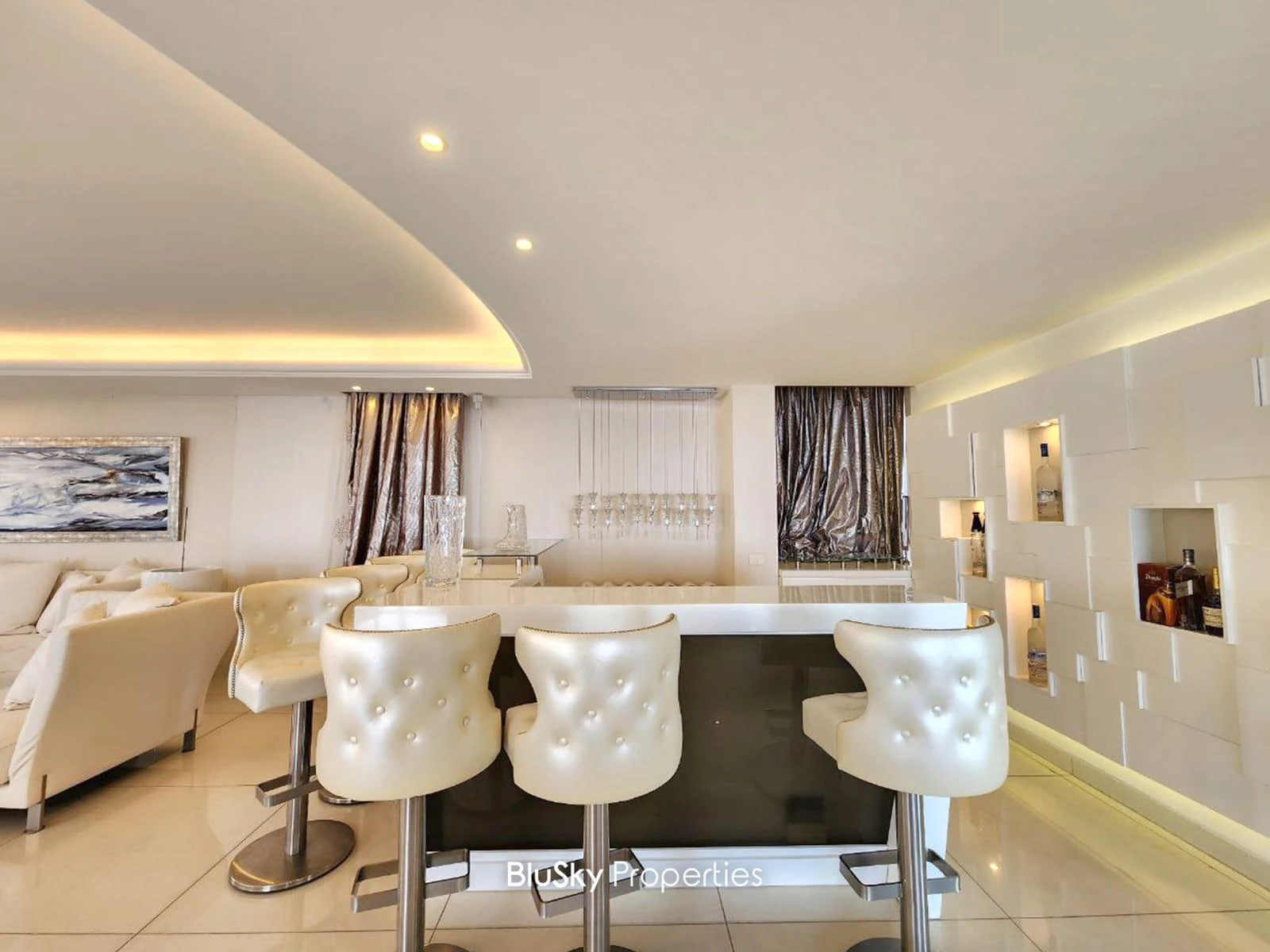 Duplex 650m² Sea View for Rent in Ain Saadeh — الصورة 2