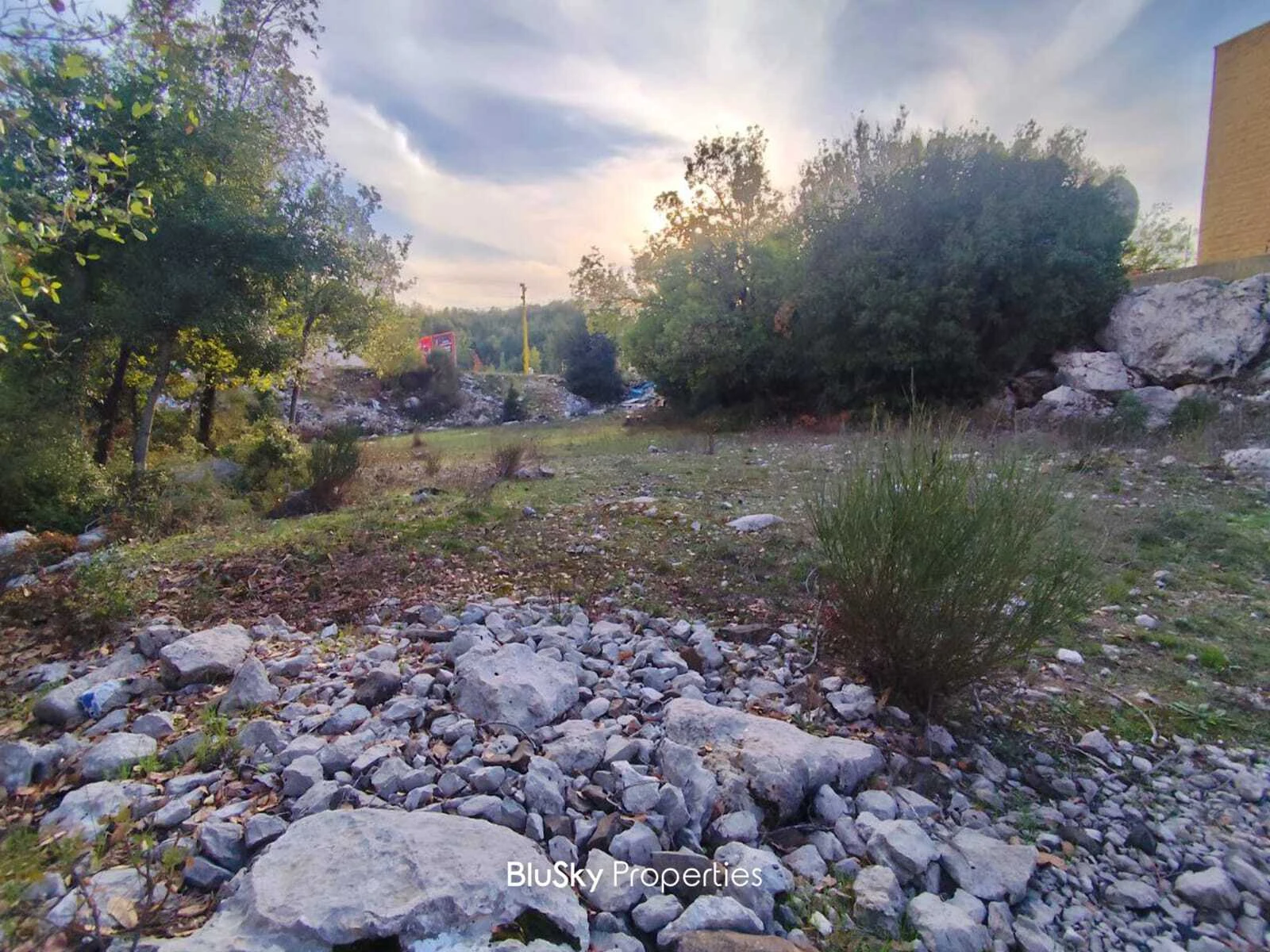 Land 1,316m² for Sale in Aashqout — photo 2