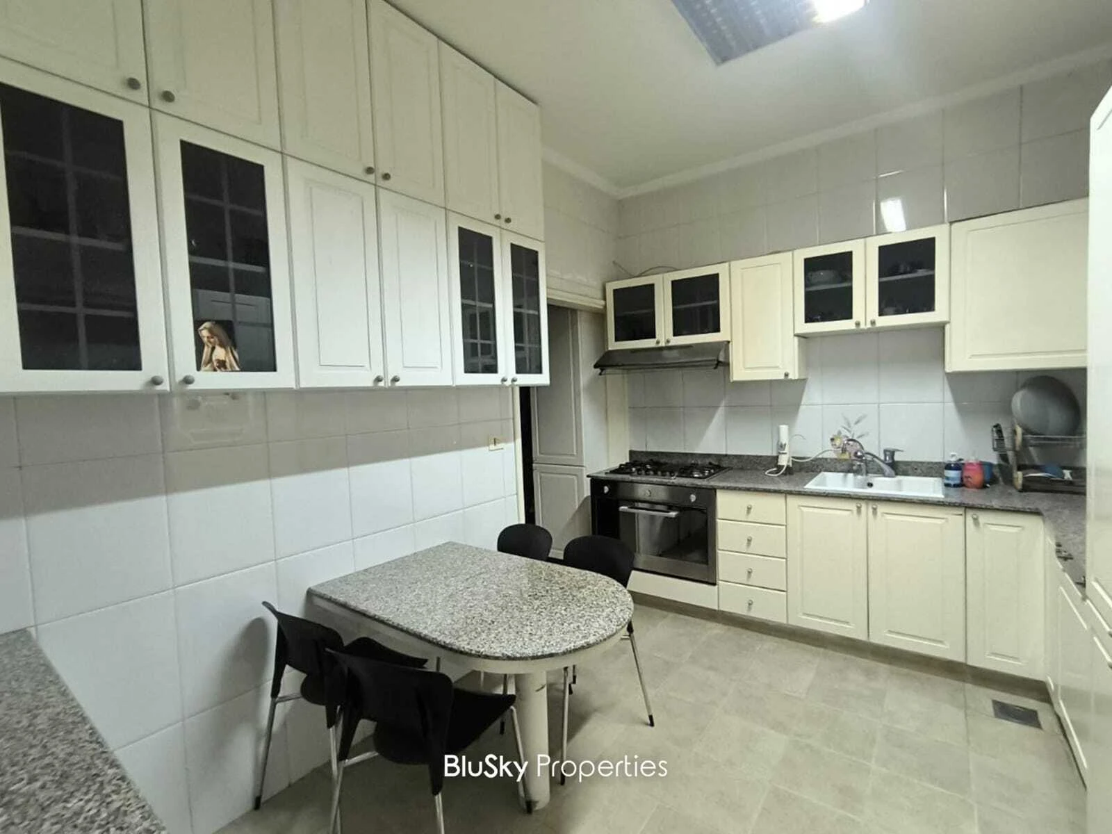 Apartment 160m² for Sale in Awkar — photo 5