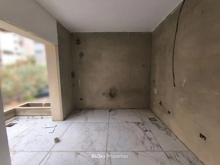Apartment 180m² Garden for Sale in Awkar — photo 3
