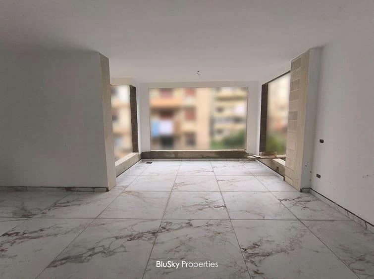 Apartment 180m² Balcony for Sale in Awkar