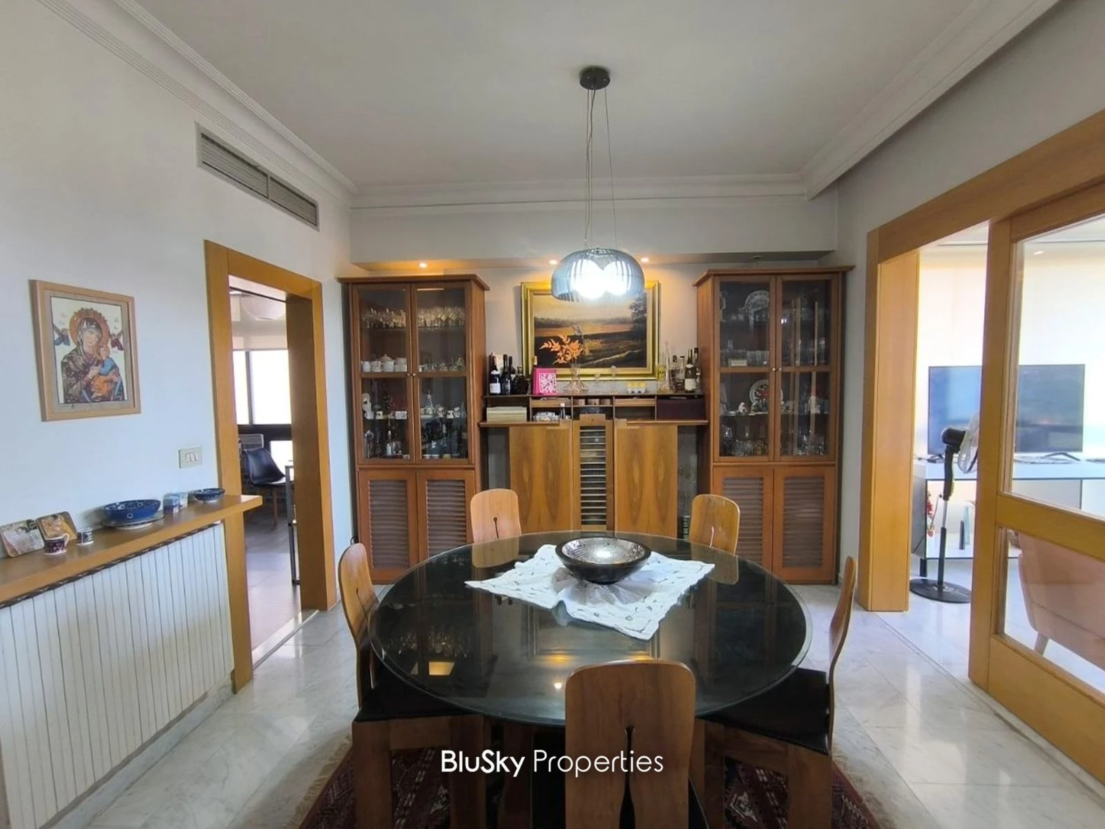 Apartment 200m² with Sea View for Sale in Awkar