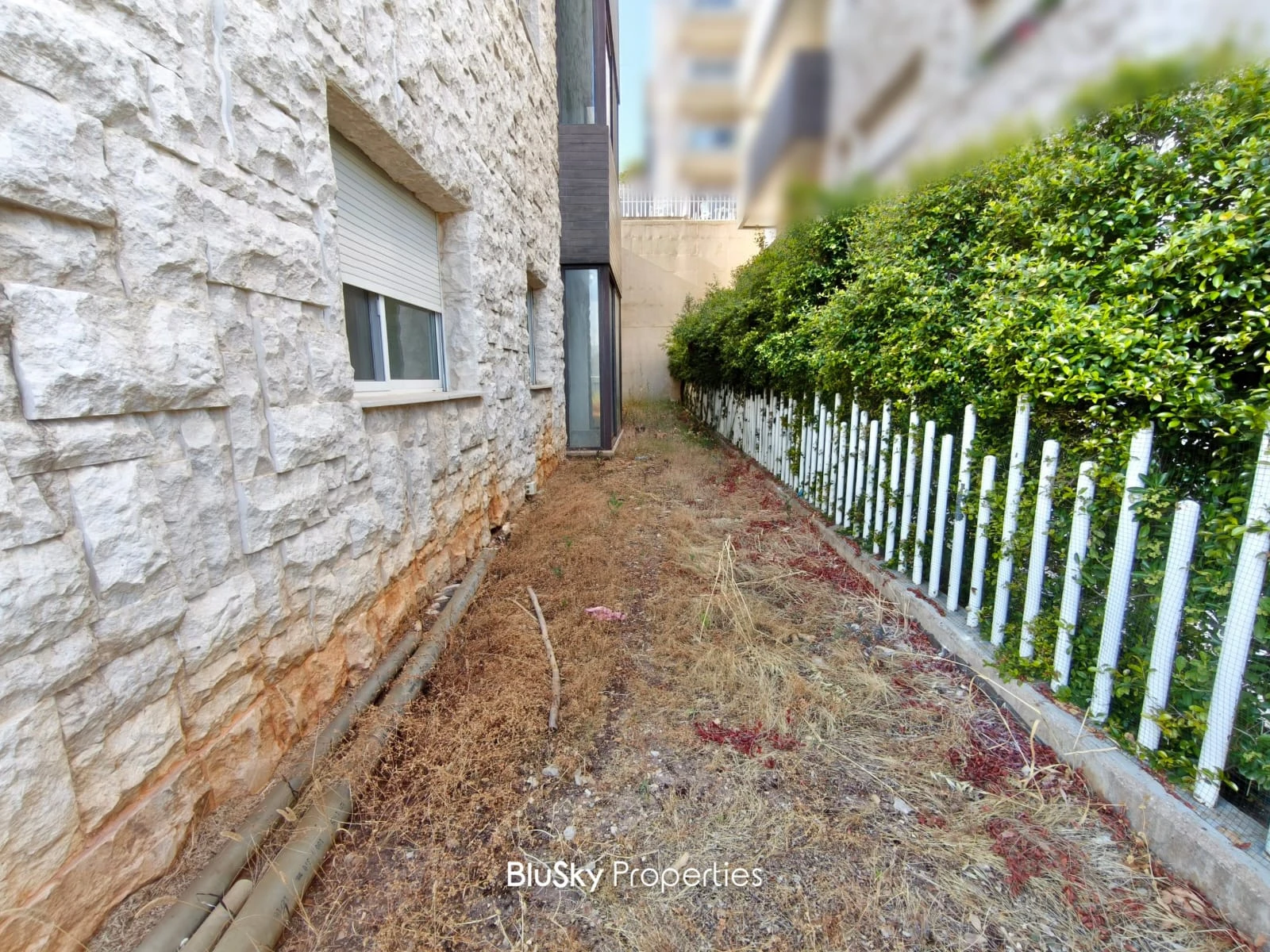 Apartment 120m² with Terrace for Sale in Baabdat — photo 2
