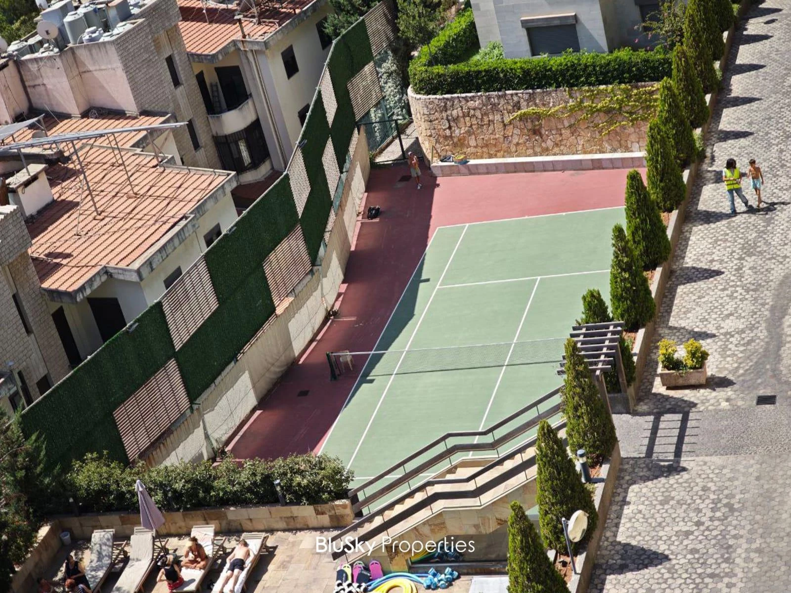 Apartment 130m² Terrace for Rent in Baabdat — الصورة 3
