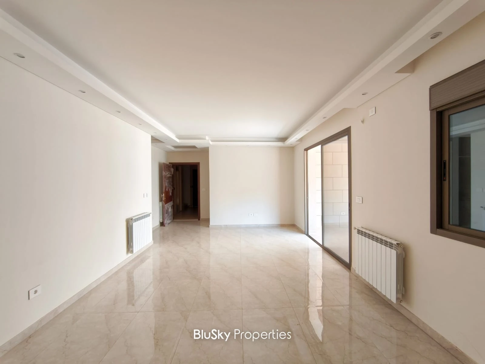 Apartment 160m² with Mountain View for Rent in Baabdat