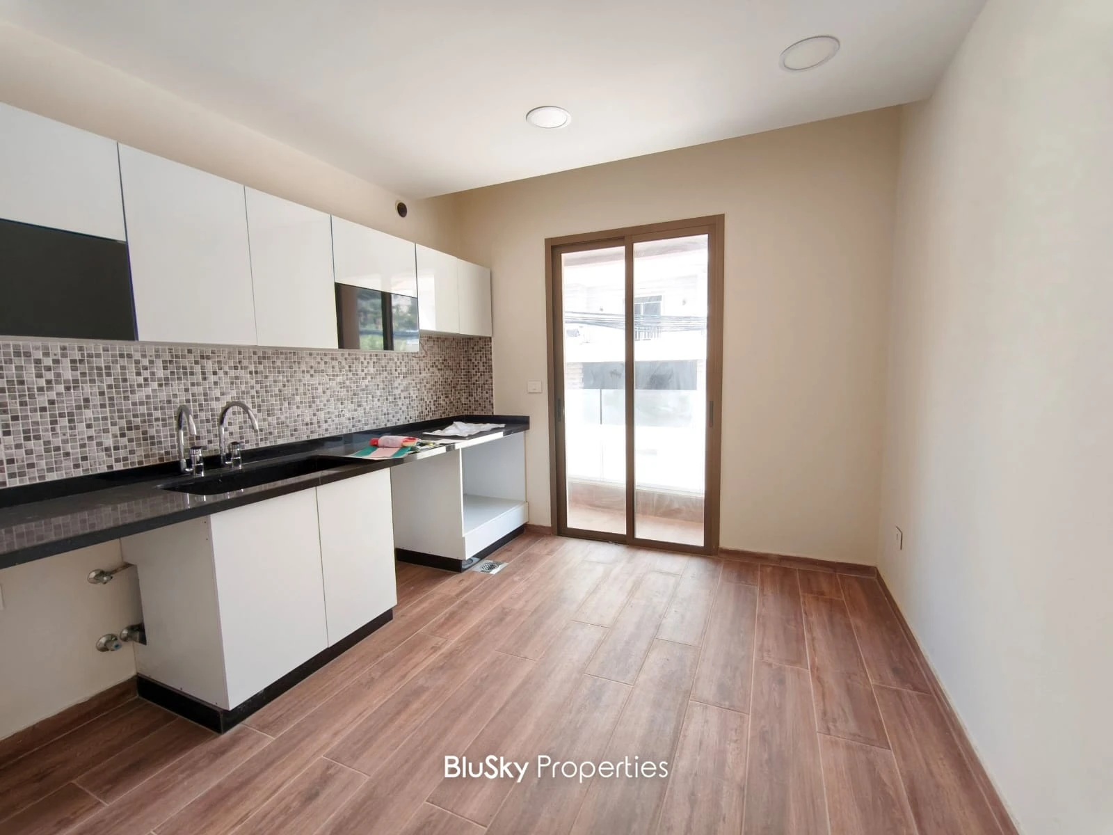 Apartment 160m² with Mountain View for Rent in Baabdat — الصورة 3