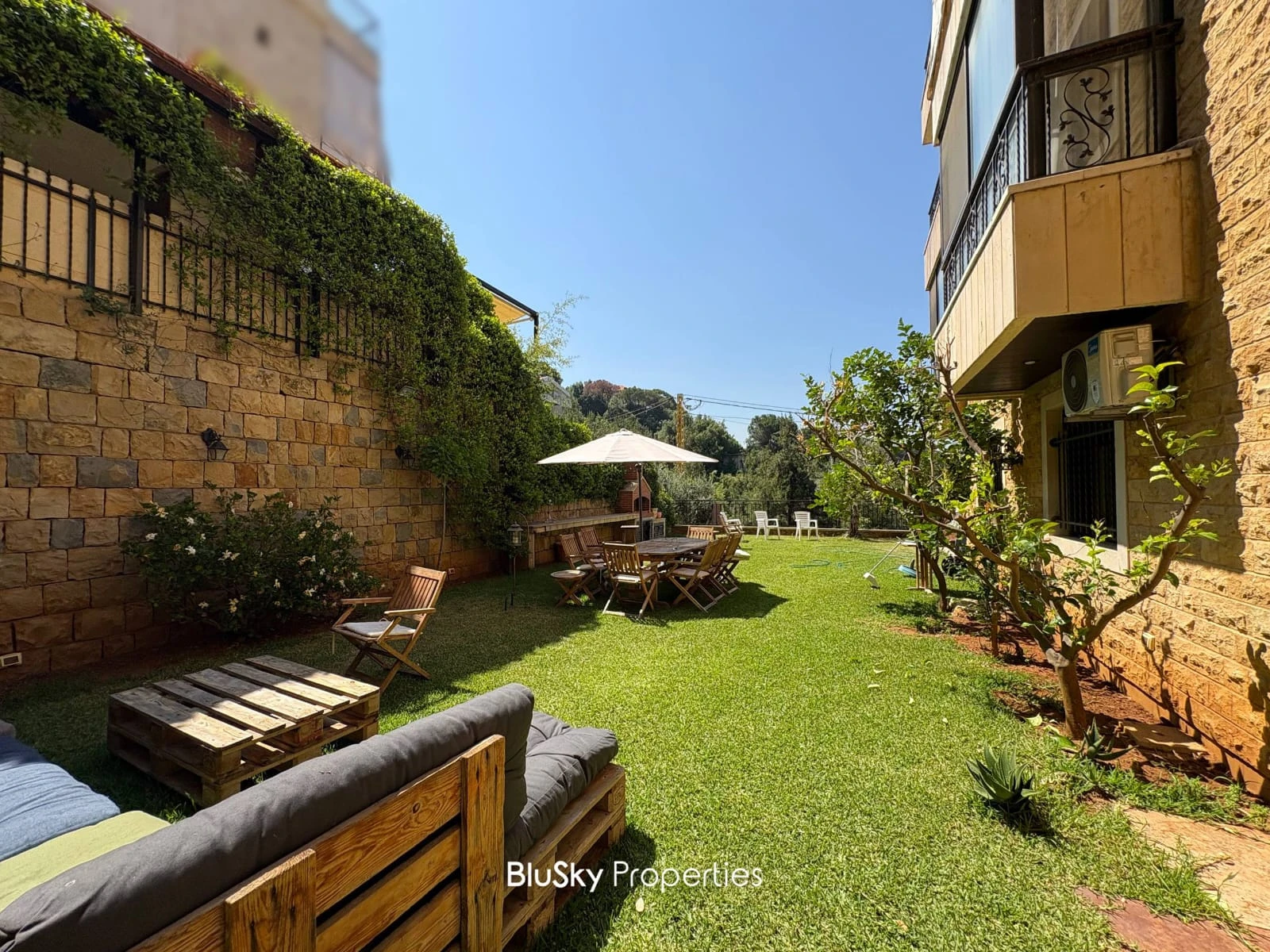Apartment 160m² with Garden for Sale in Baabdat — الصورة 3