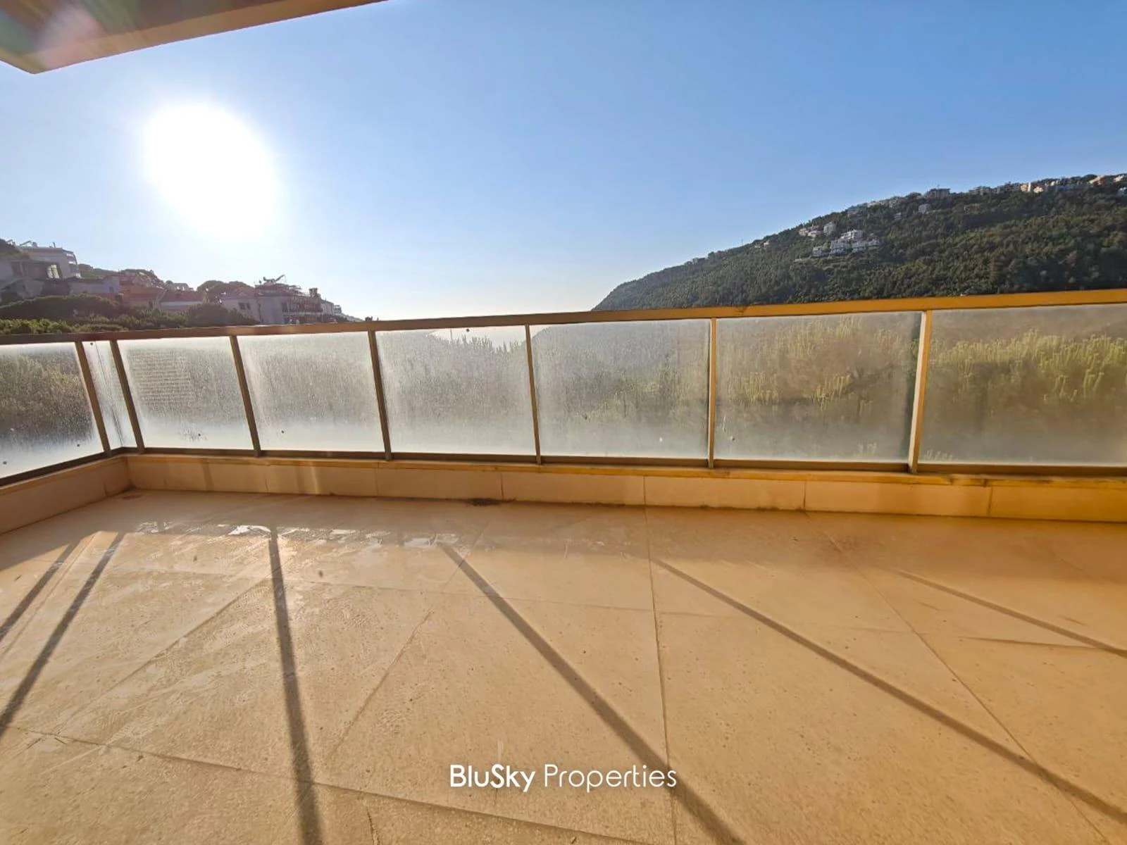 Apartment 170m² Mountain View for Rent in Baabdat