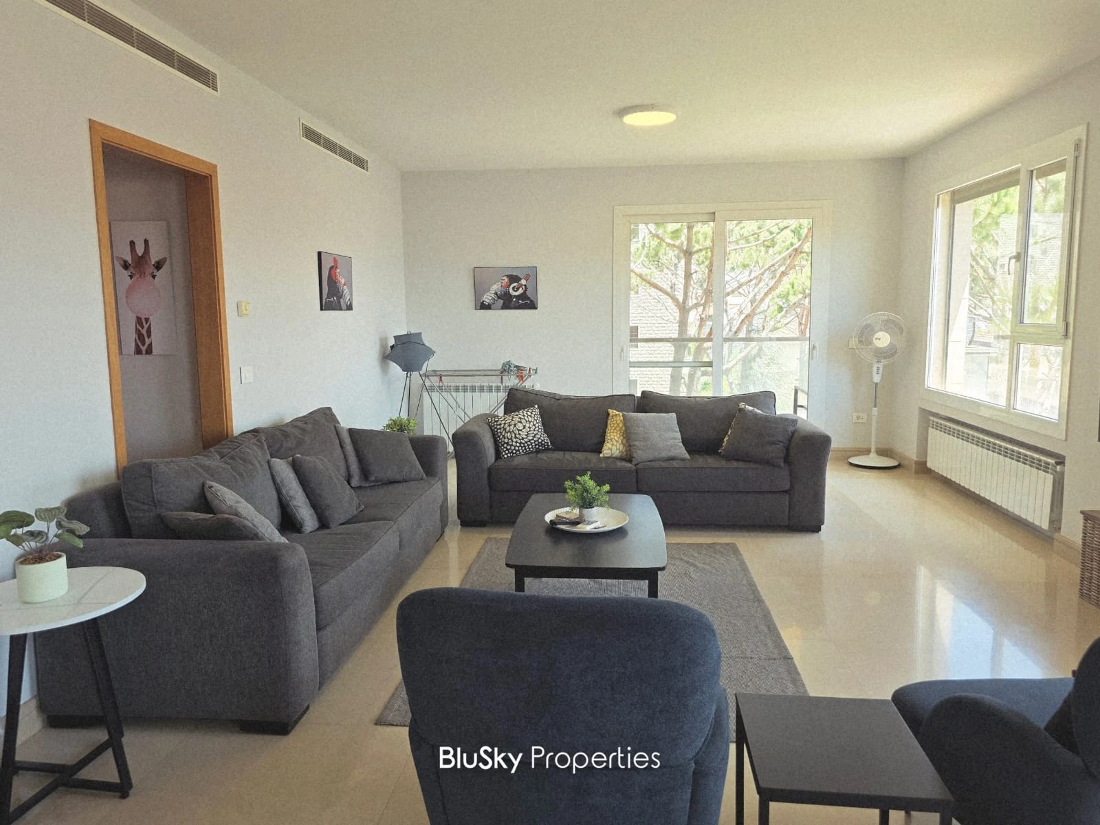 Apartment 190m² for Rent in Baabdat
